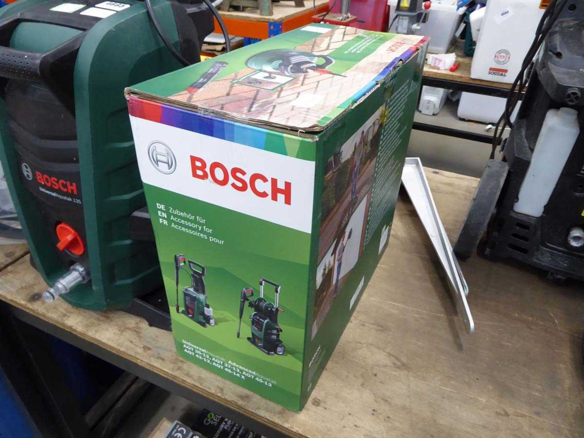 Bosch electric pressure washer with patio cleaning head - Bild 2 aus 2