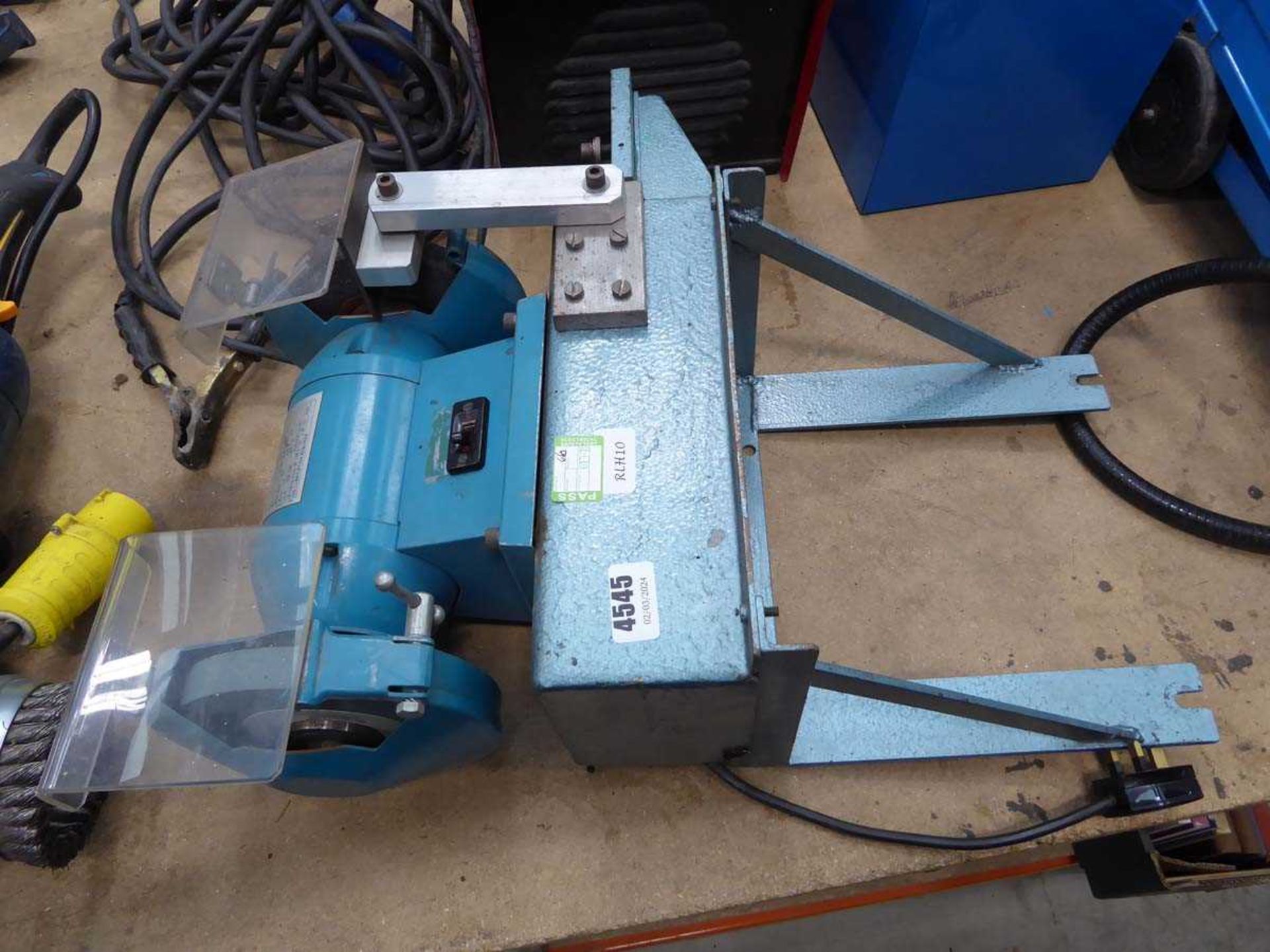 Double ended bench grinder