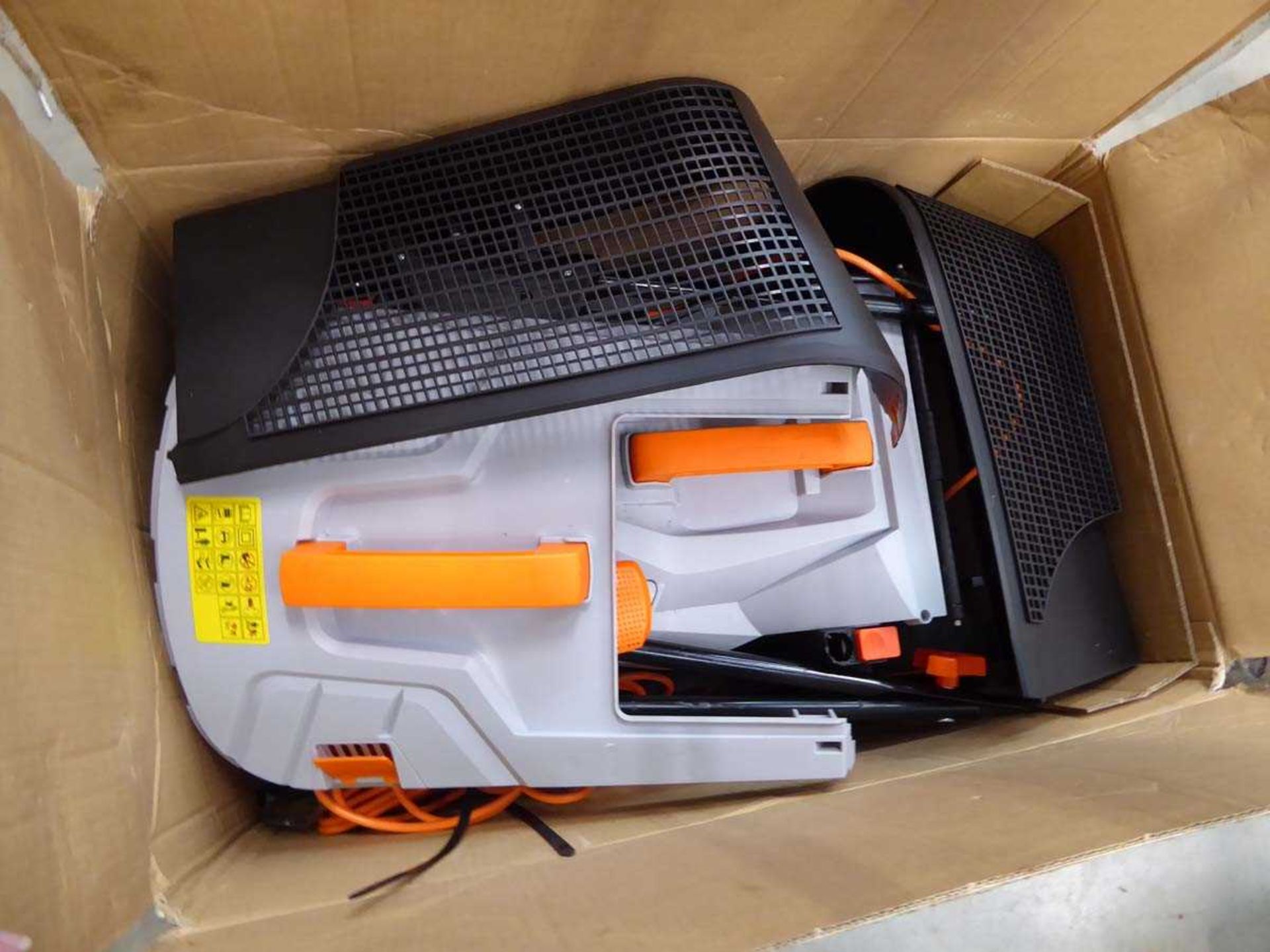 +VAT Boxed Von Haus electric mower