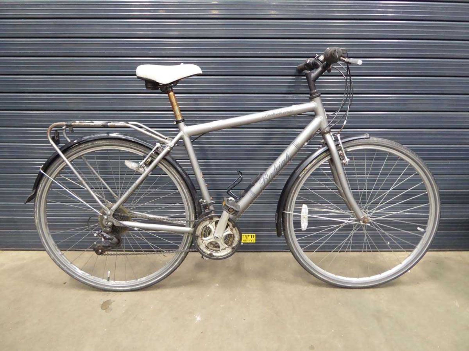 Raleigh silver gents bike with back rack