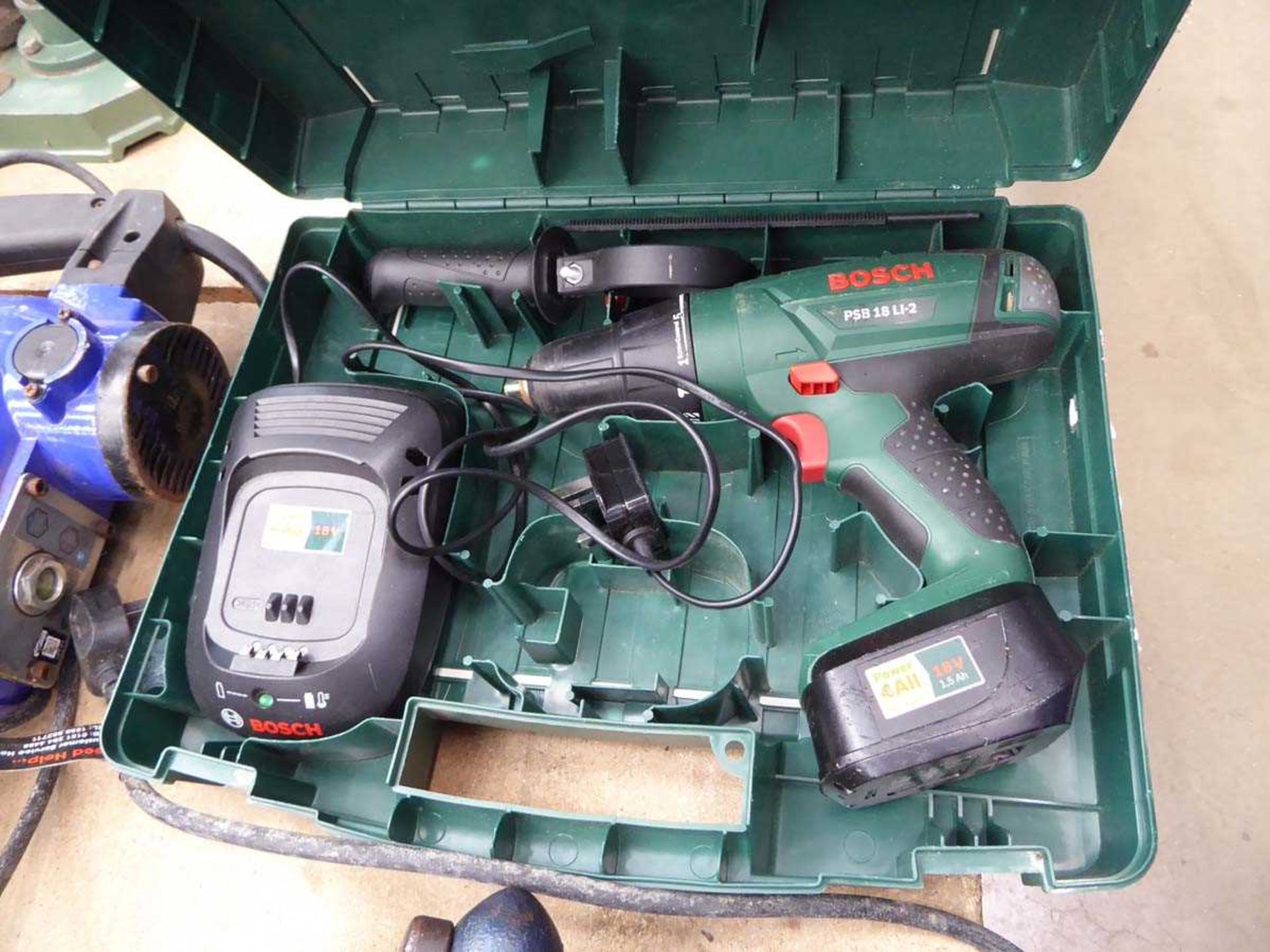 Bosch battery drill with one battery and charger
