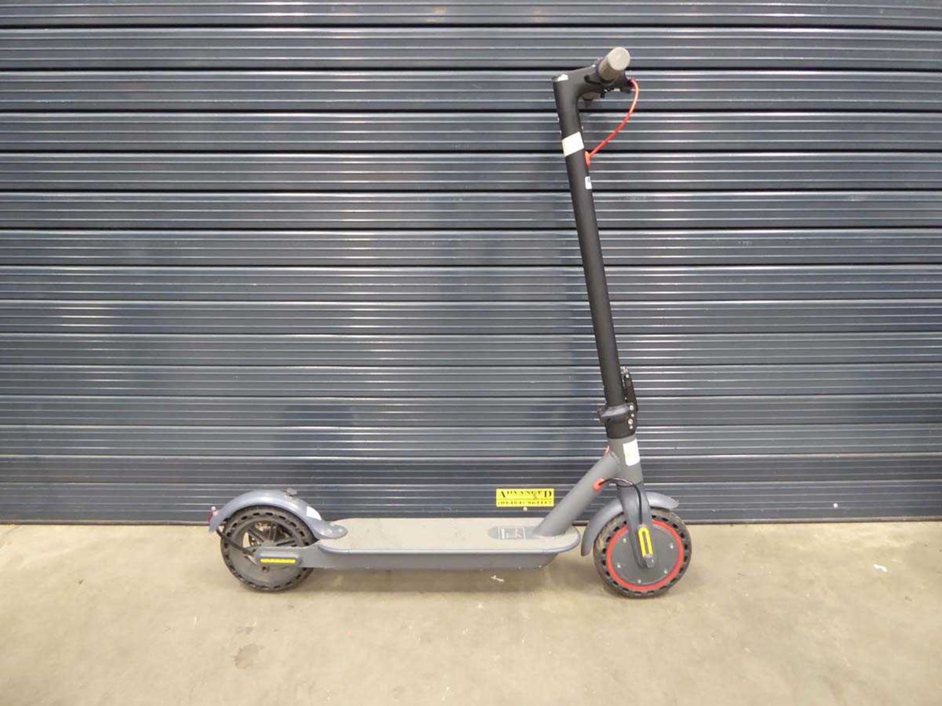 Aovo Pro electric scooter for spares or repair, no charger