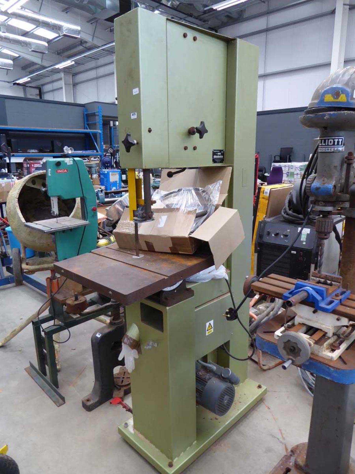 Startrite vertical band saw