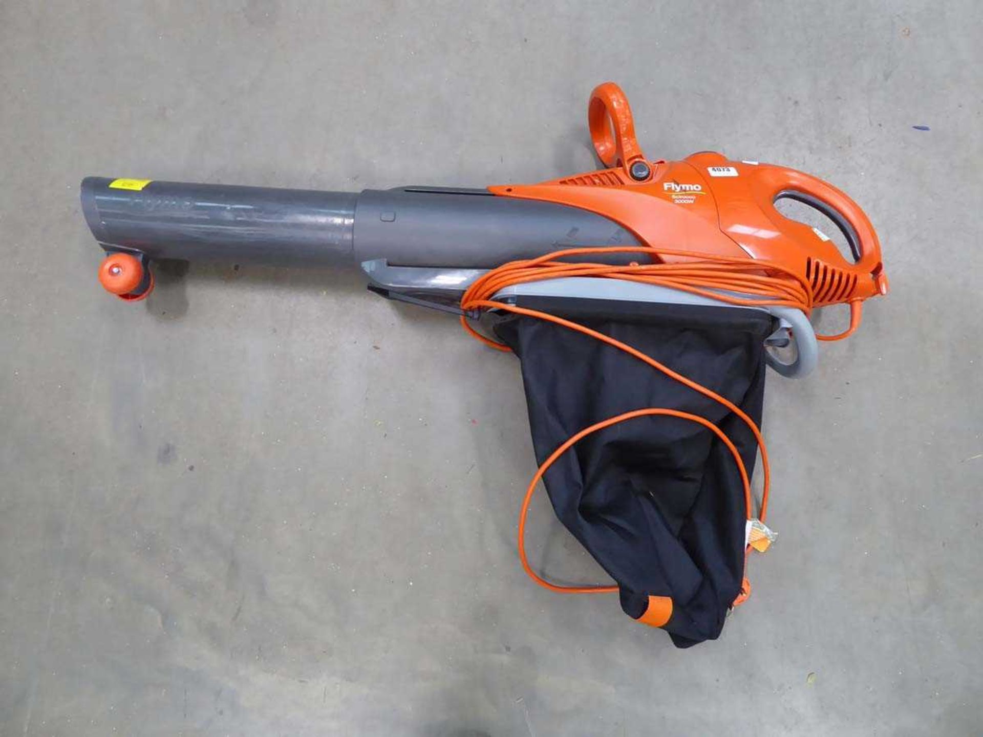 Flymo electric leaf blower