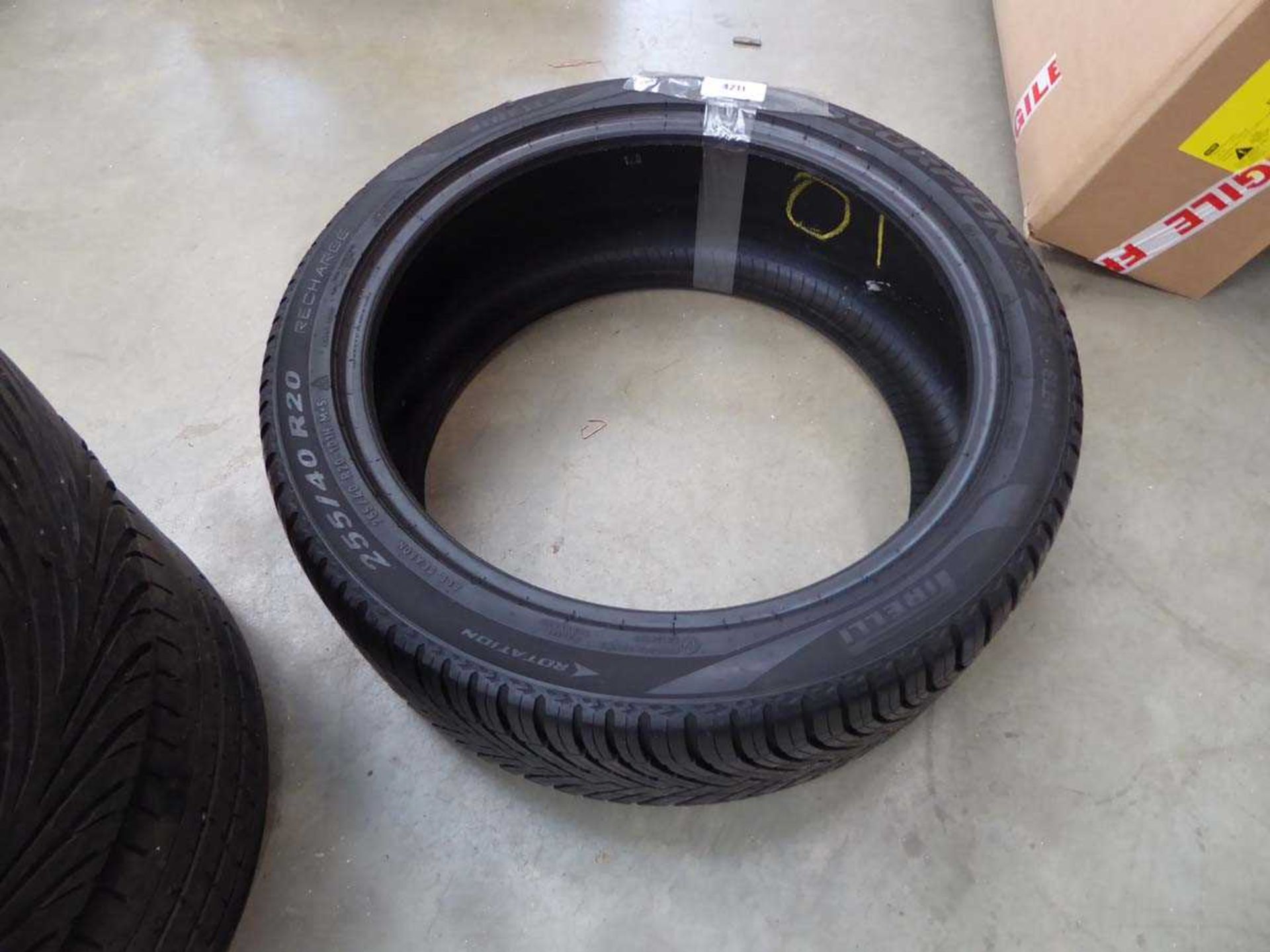 +VAT Pirelli tyre size 2554020 and 2 Maxxis tyres size 1858014
