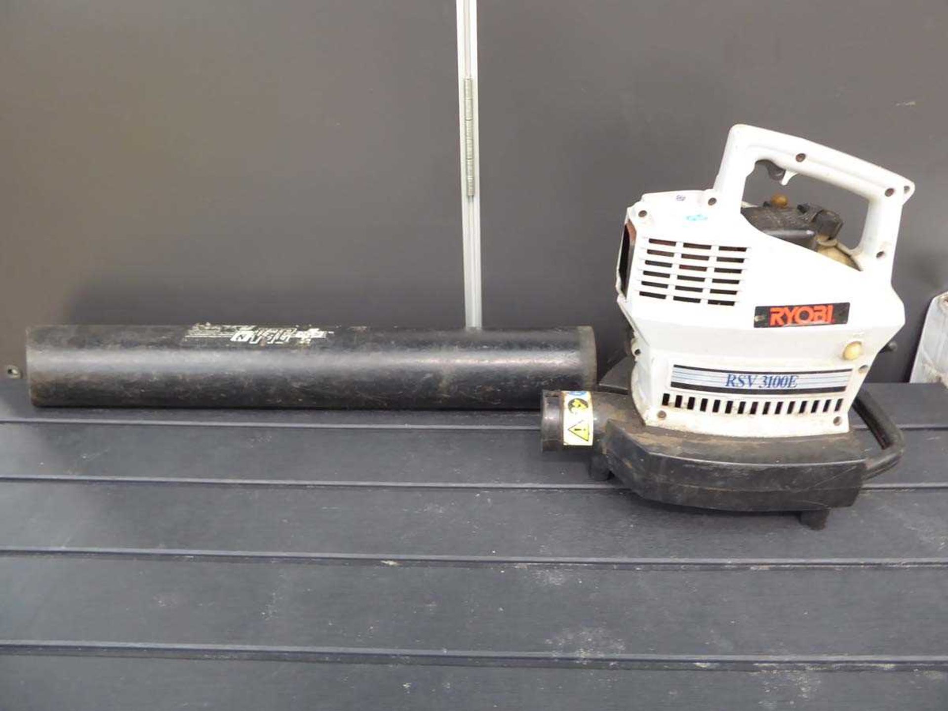 Ryobi petrol powered leaf blower