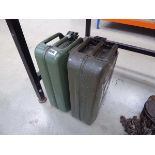 2 metal fuel cans