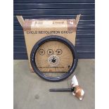 +VAT Bike wheel and seat