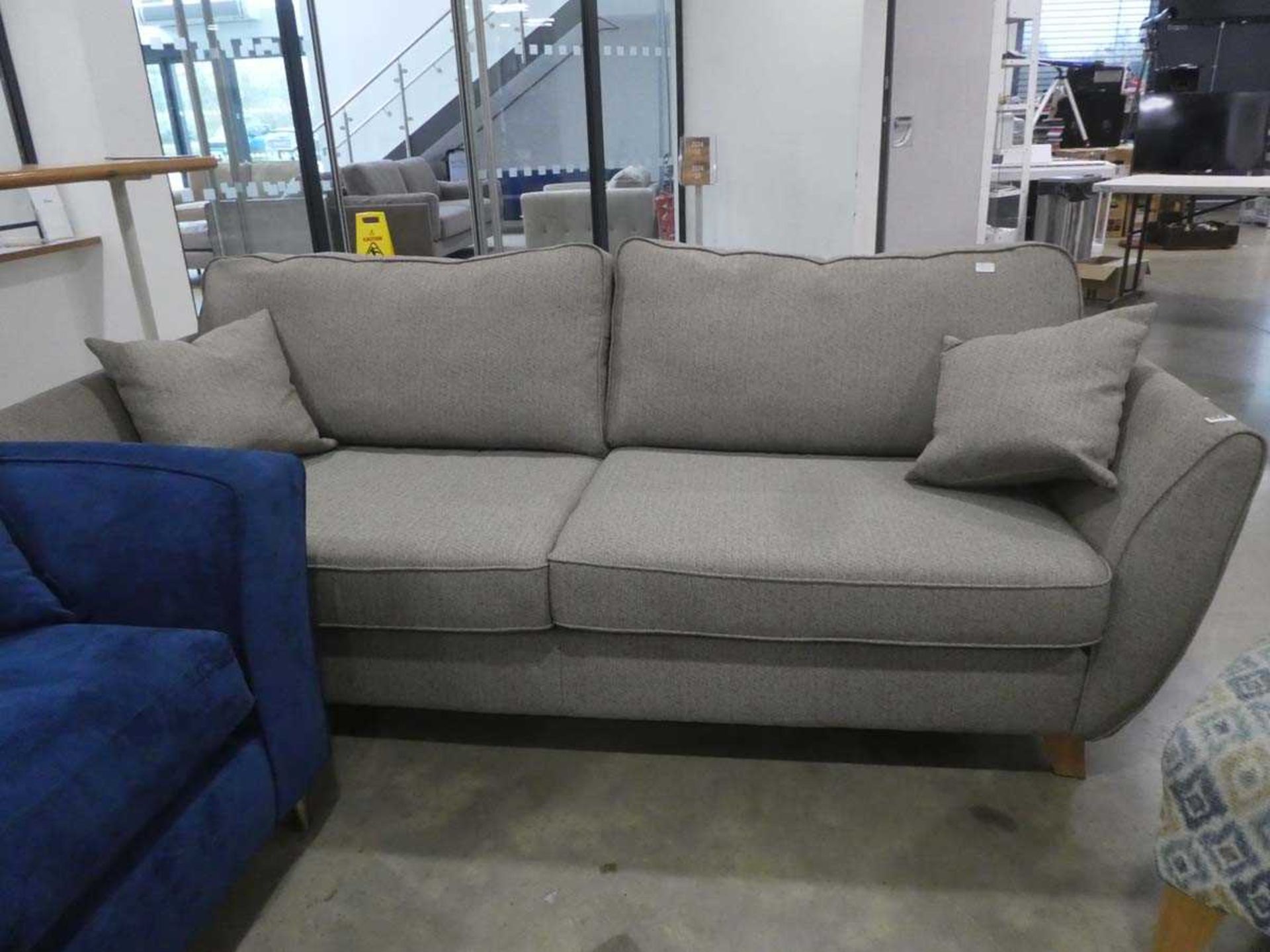 (9) Grey fabric 4-seater sofa with 2 scatter cushions