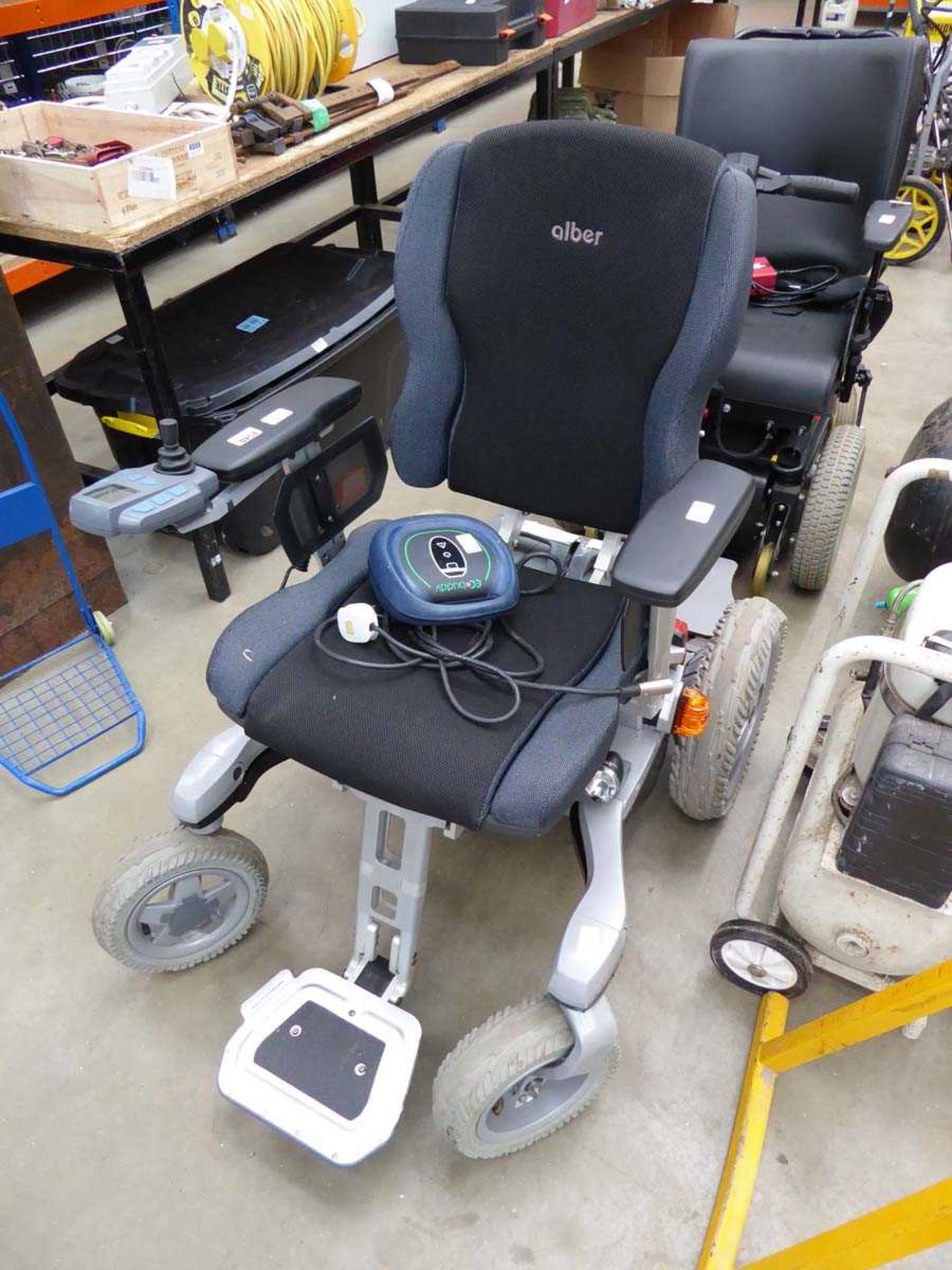 Alber electric mobility wheelchair - Image 2 of 3