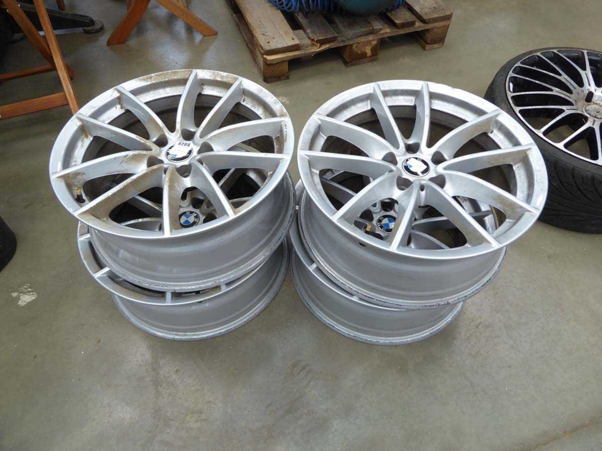 4 BMW alloy wheels
