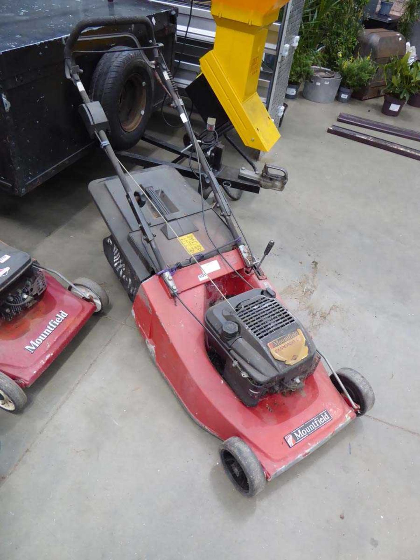 Mountfield Emperor 21 petrol powered rotary mower with grass box - Image 2 of 2