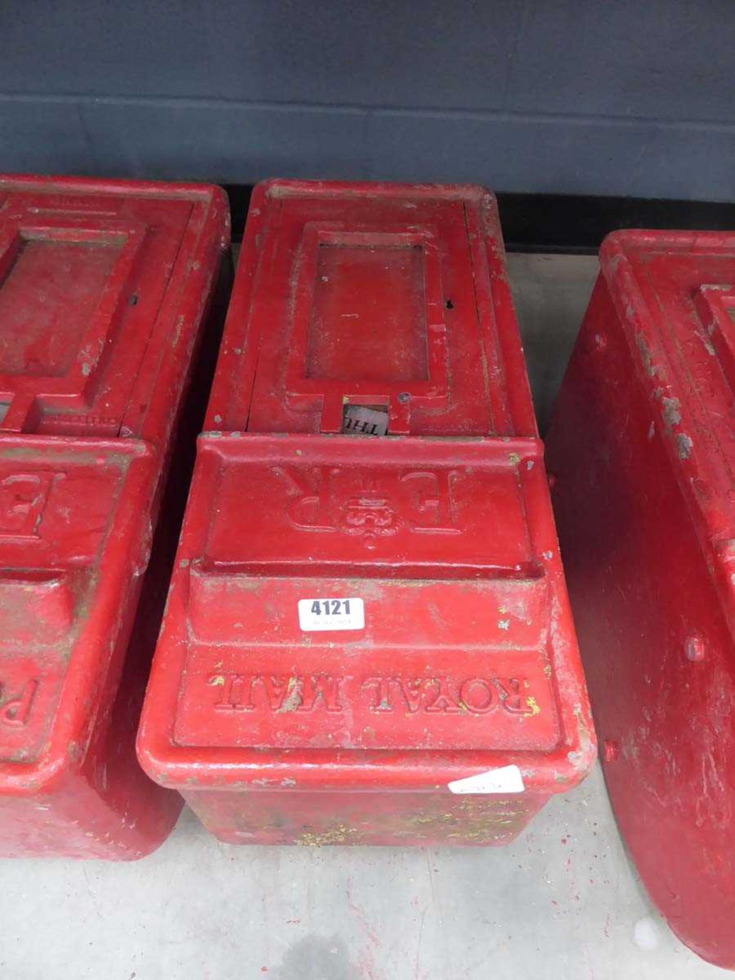 Red post mountable post box