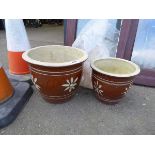 2 x garden pots