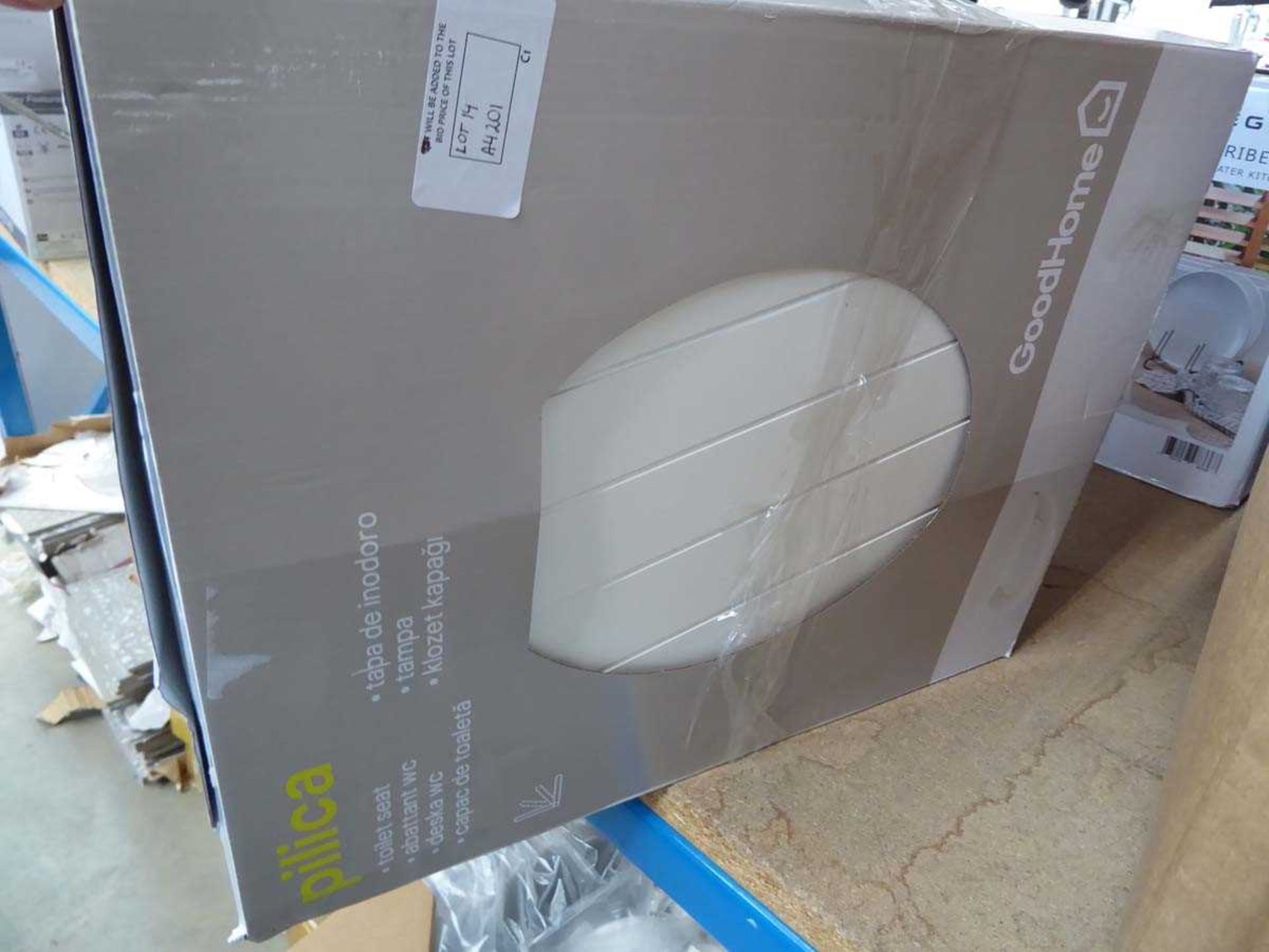 Homebase sink and 2 toilet seats - Image 3 of 3