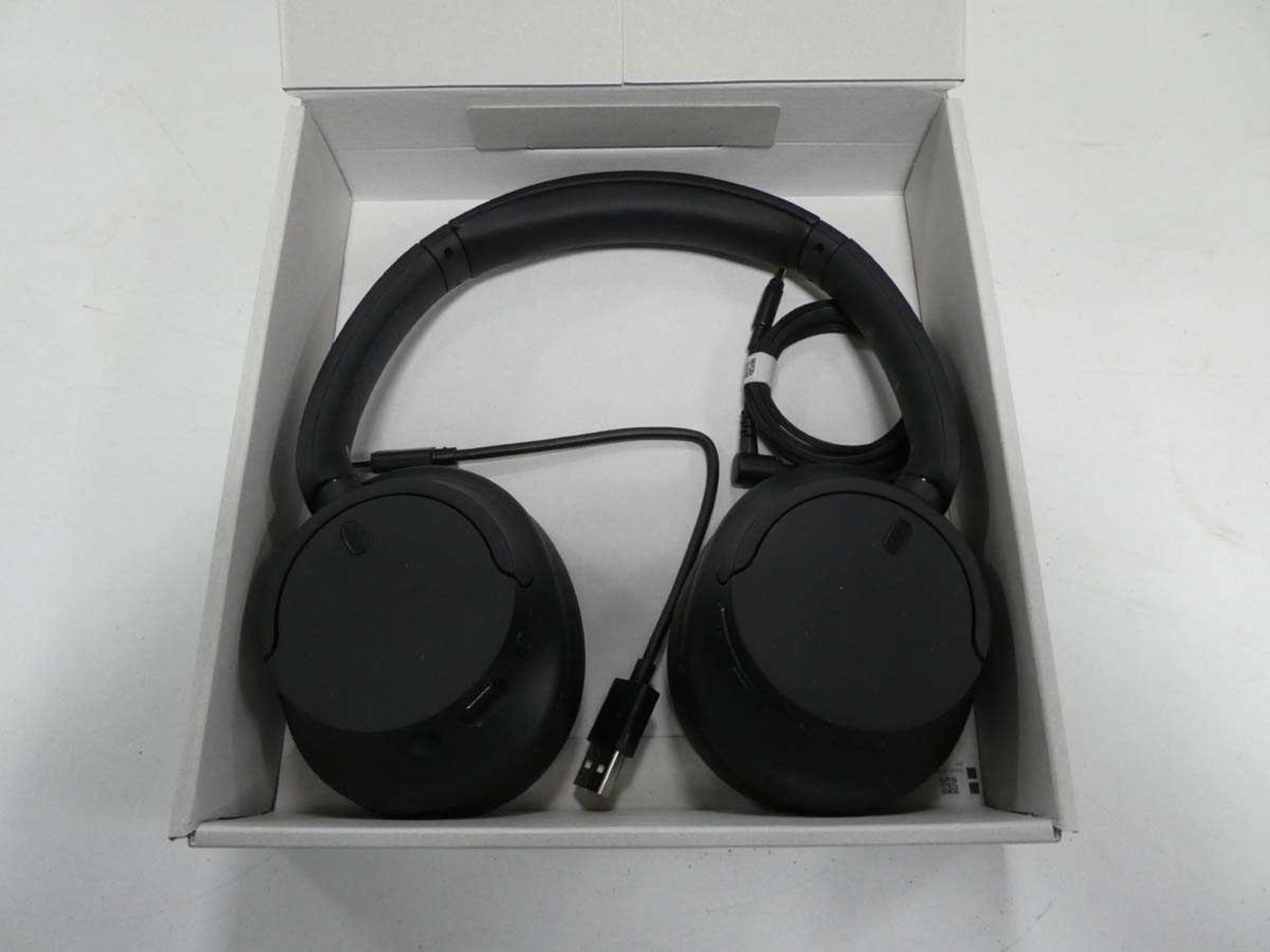 Pair of Sony WHCH720N noise cancelling headphones - Image 2 of 2