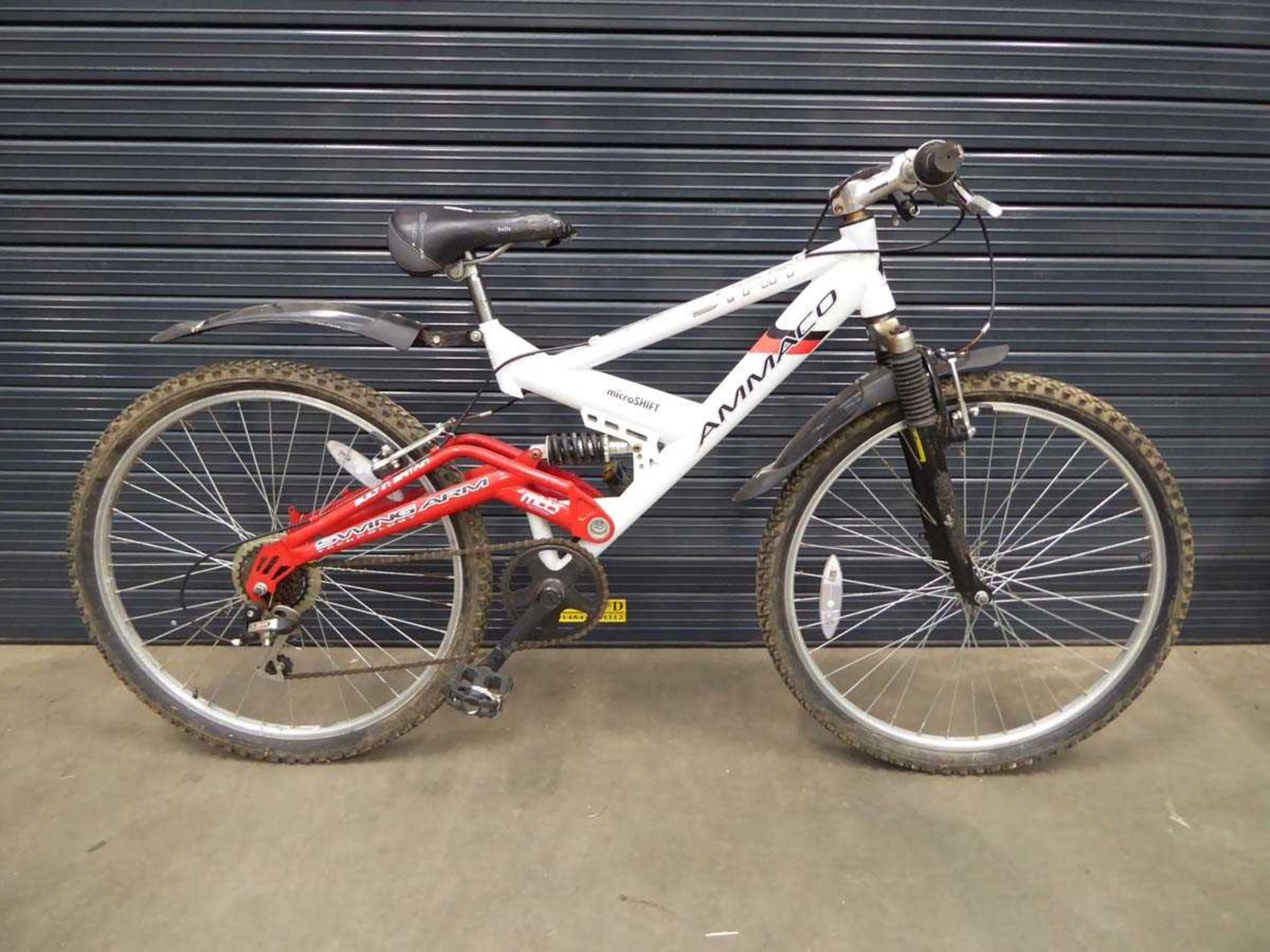 Star Ammaco white full-suspension mountain bike