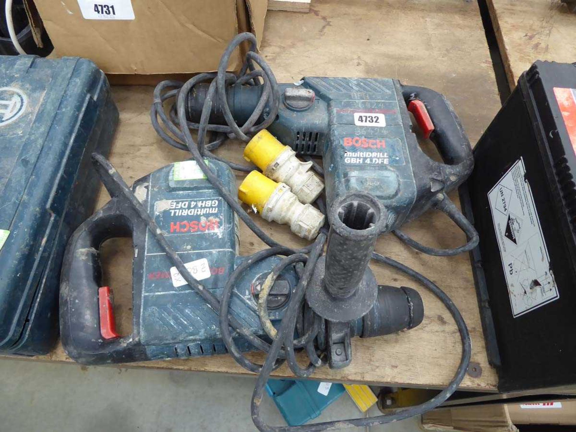 +VAT 2x 110v Bosch multi drills