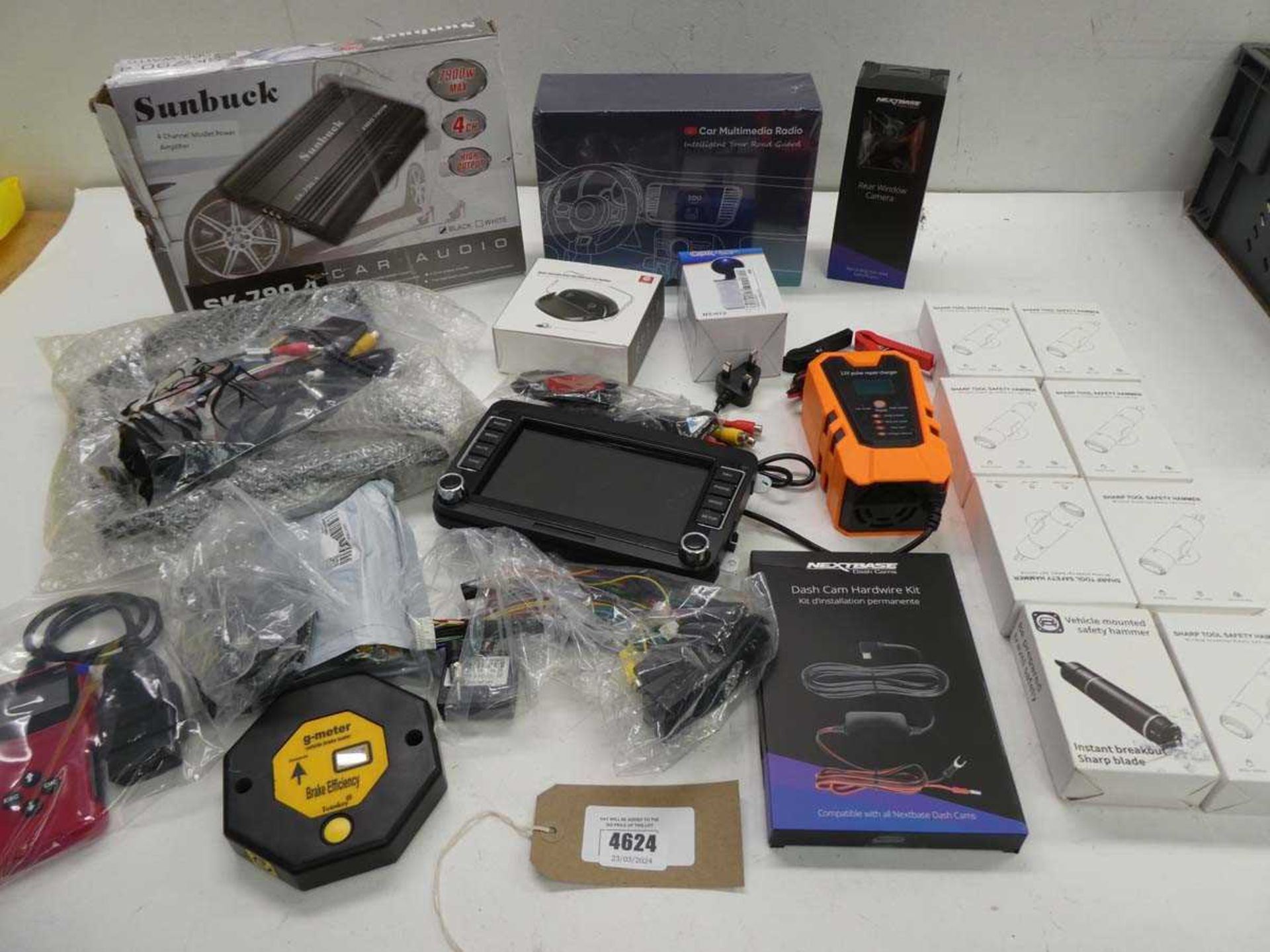 +VAT Sunbuck power amplifier, Car multimedia radio, Rear window camera, 12V pulse repair charger,