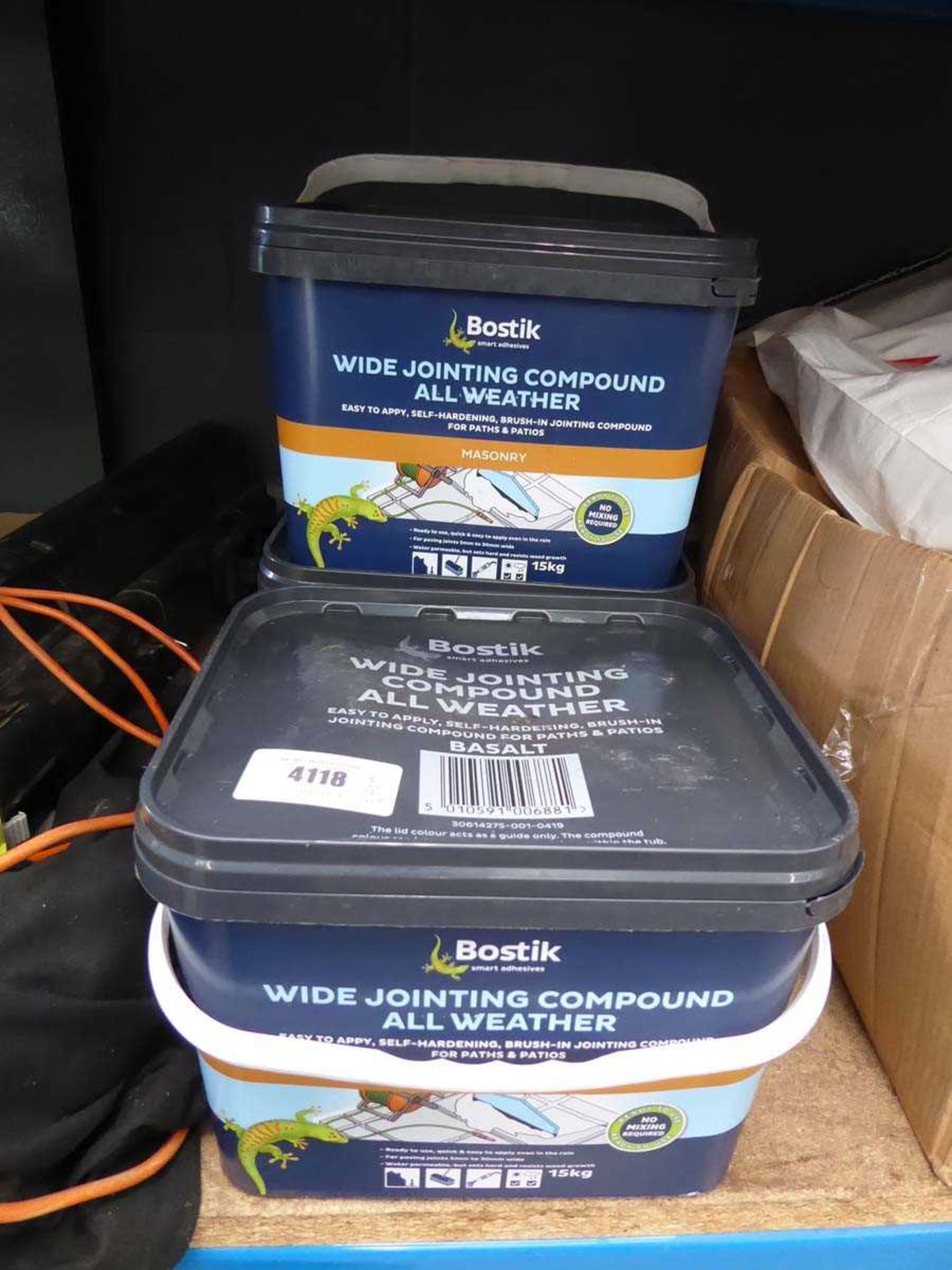 +VAT 3 tubs of wide jointing compound