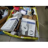 +VAT Mixed pallet of items to include car wash, toilet seats, cabling, plungers, bulbs, etc