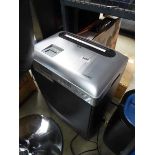 Staples paper shredder