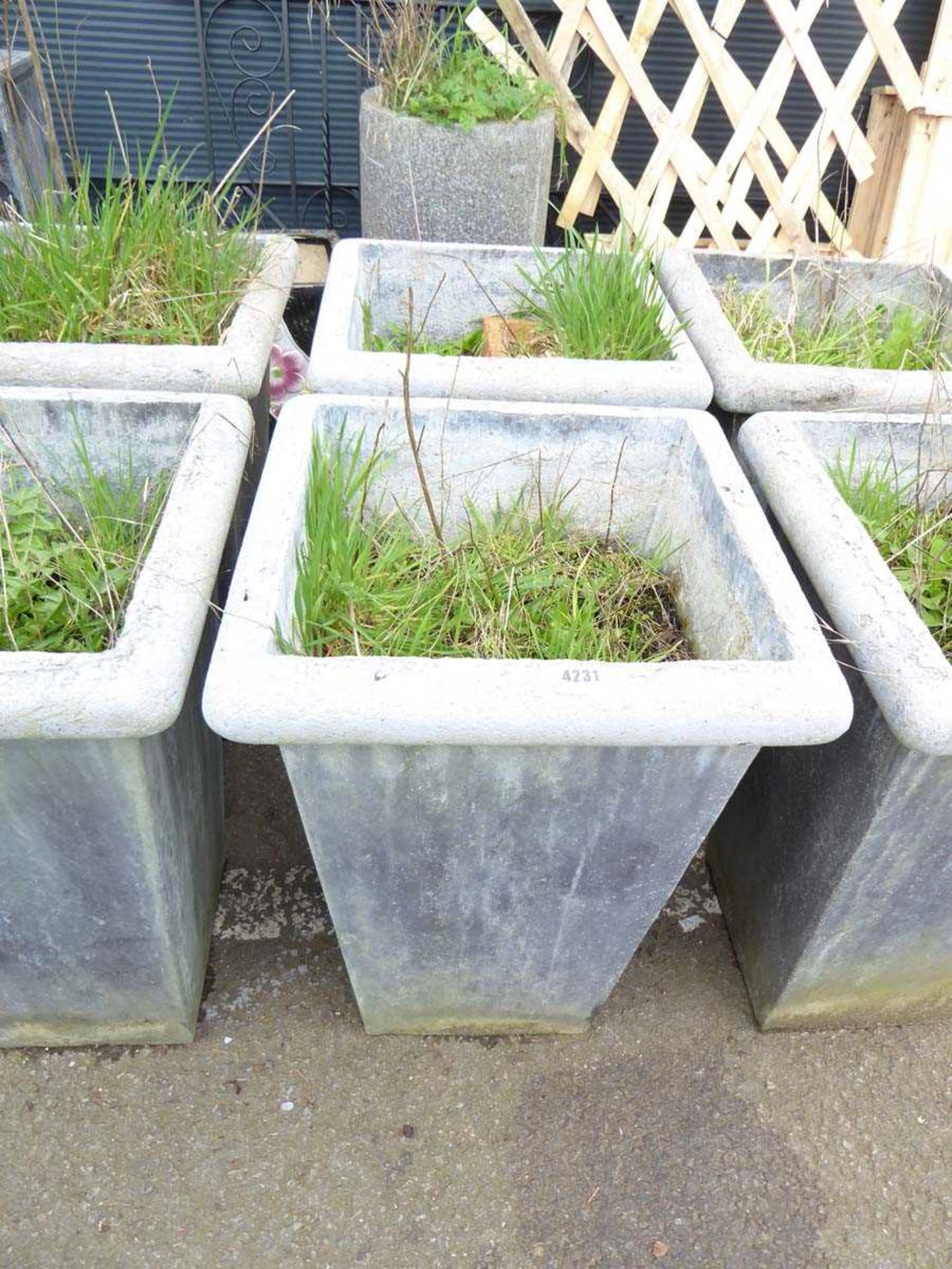 Pair of composite planters in black