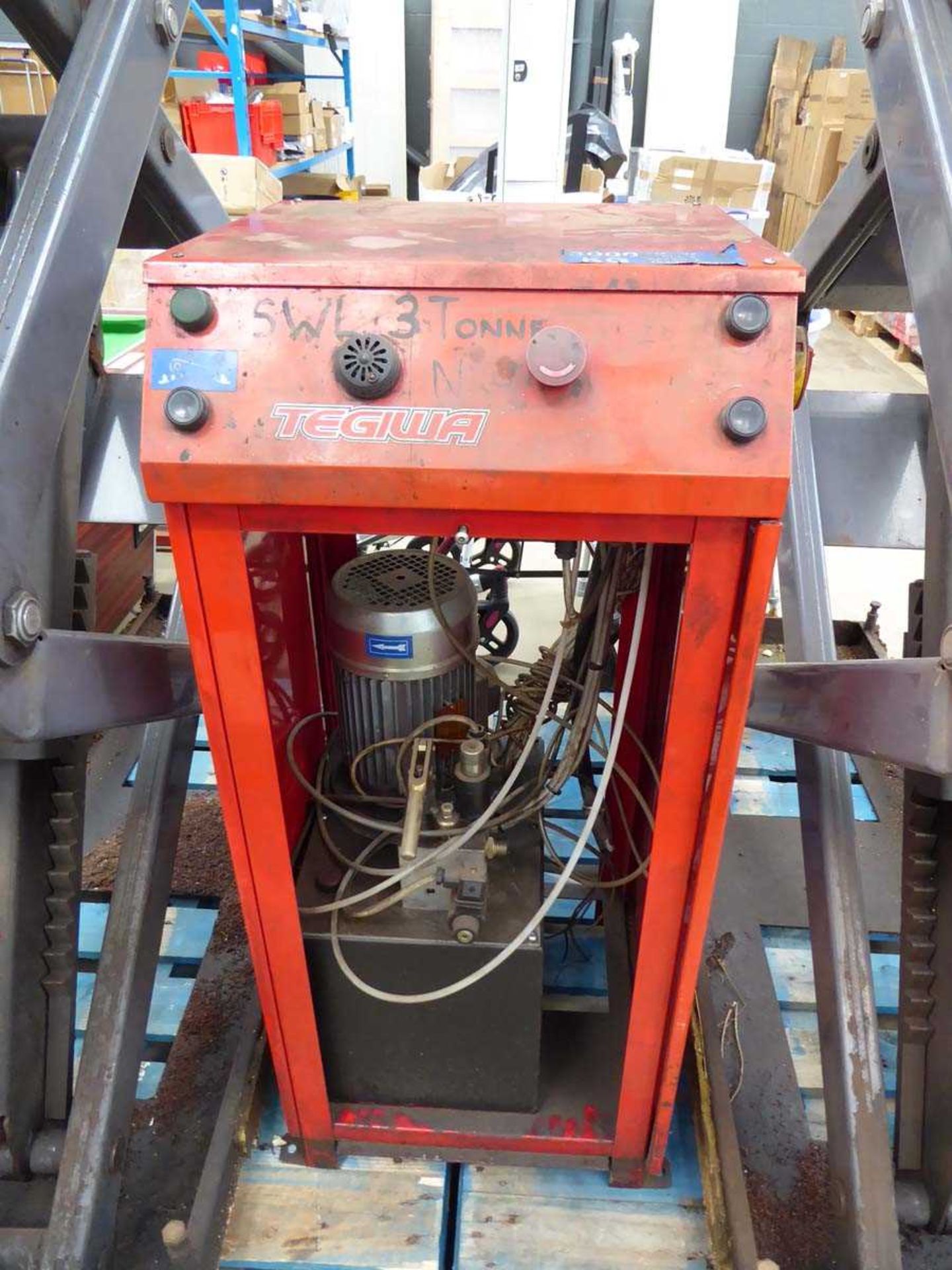 3000kg Tegiwa car lift, comprising control box and scissor unit - Image 5 of 6