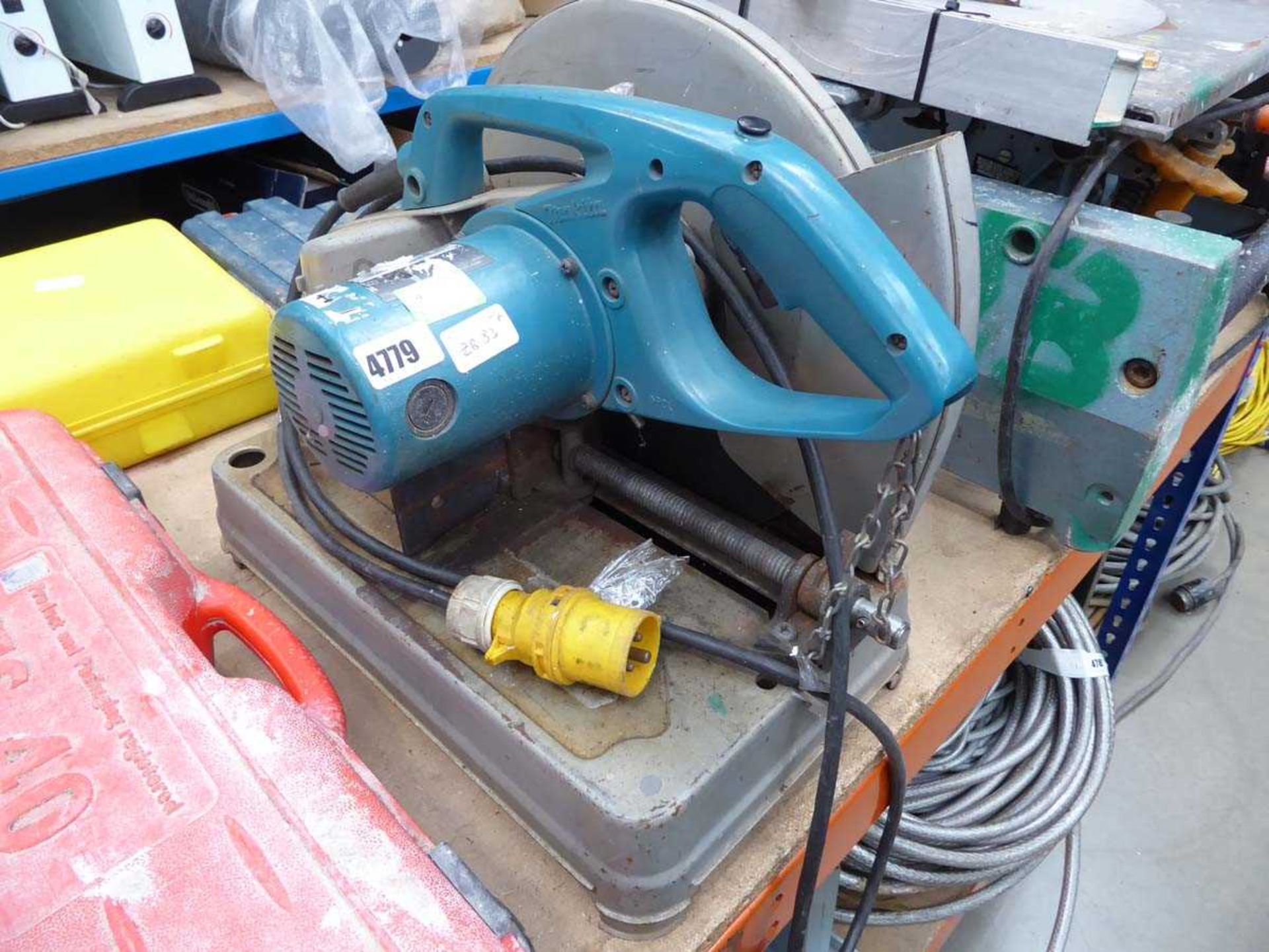 +VAT Makita 110 metal drop saw