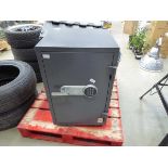 Brinnick fire proof safe with combination