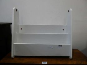 2 x White painted magazine rack