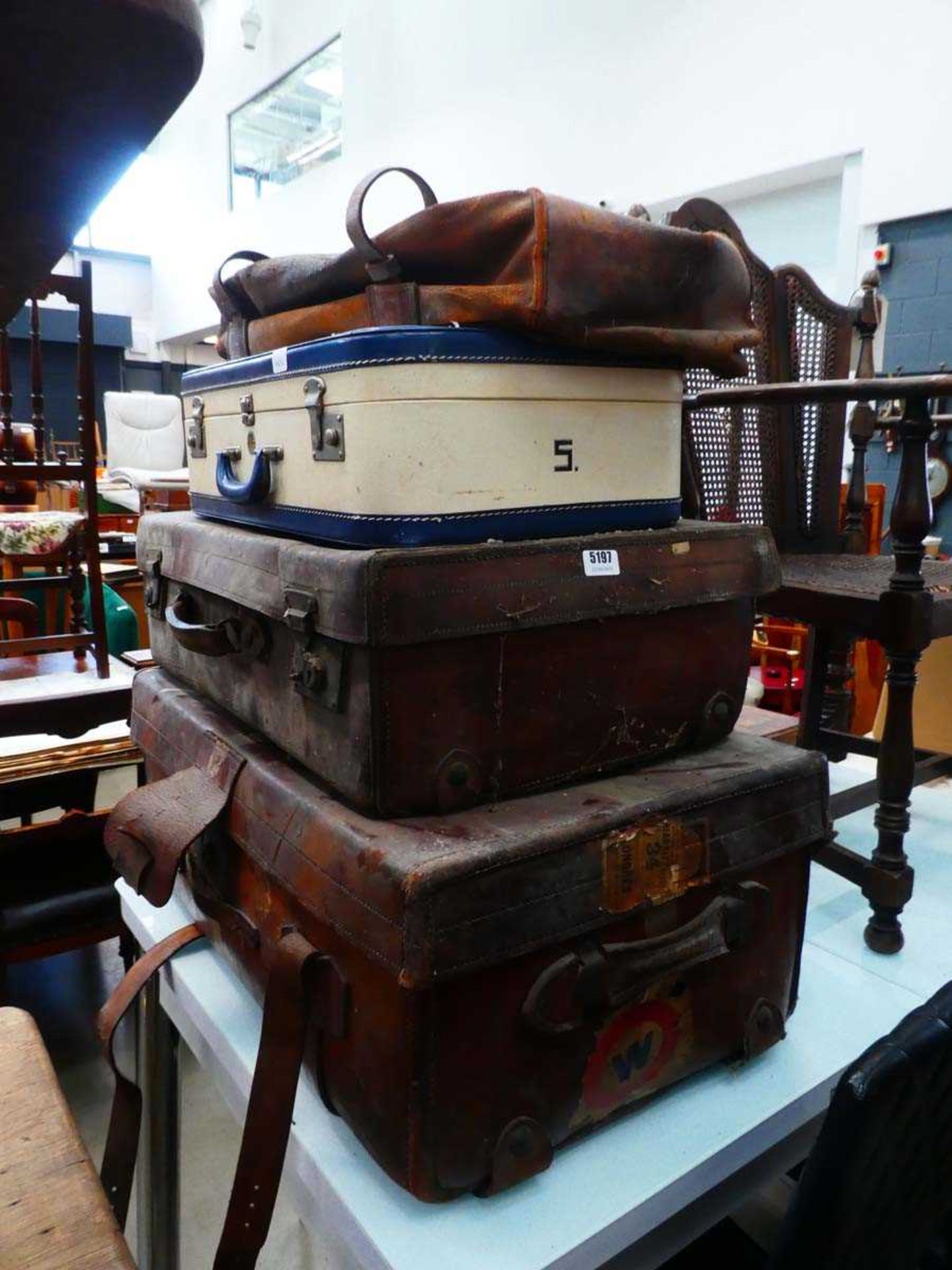 Gladstone bag, two leather suitcases plus one other