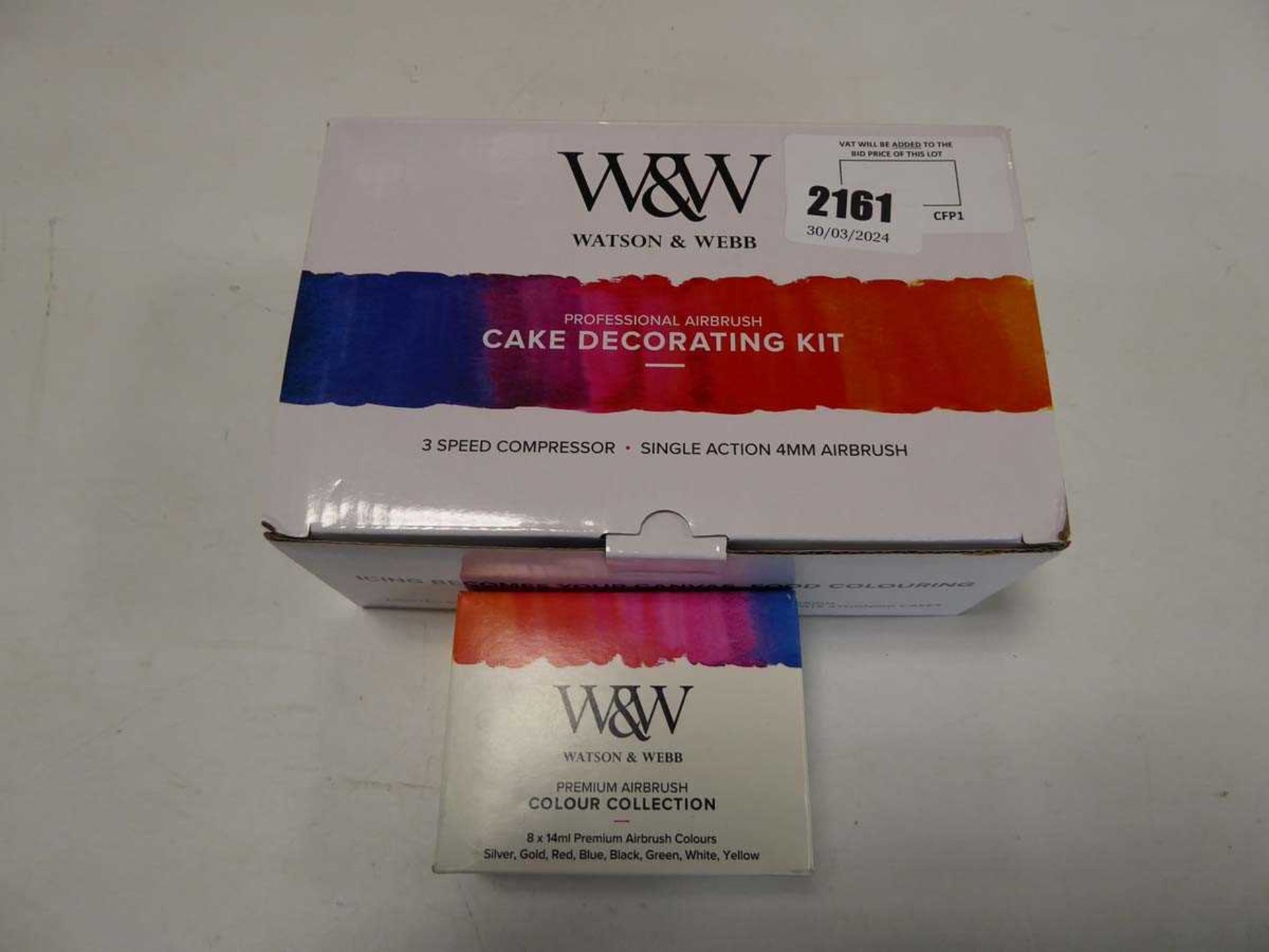 +VAT Watson and Webb professional airbrush decorating kit