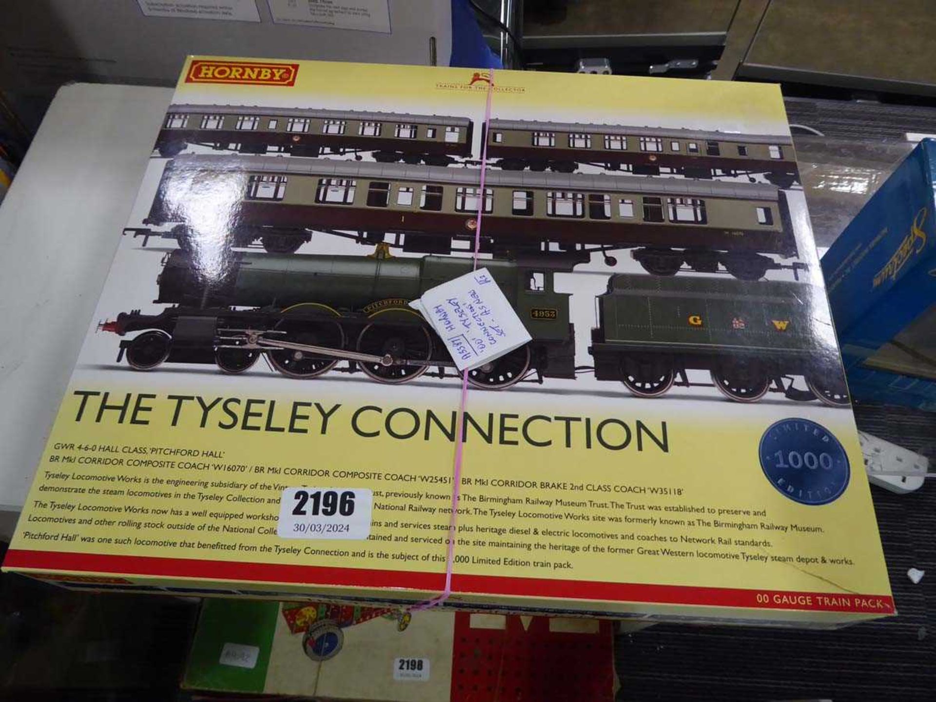 Hornby OO Tyseley connections model train set
