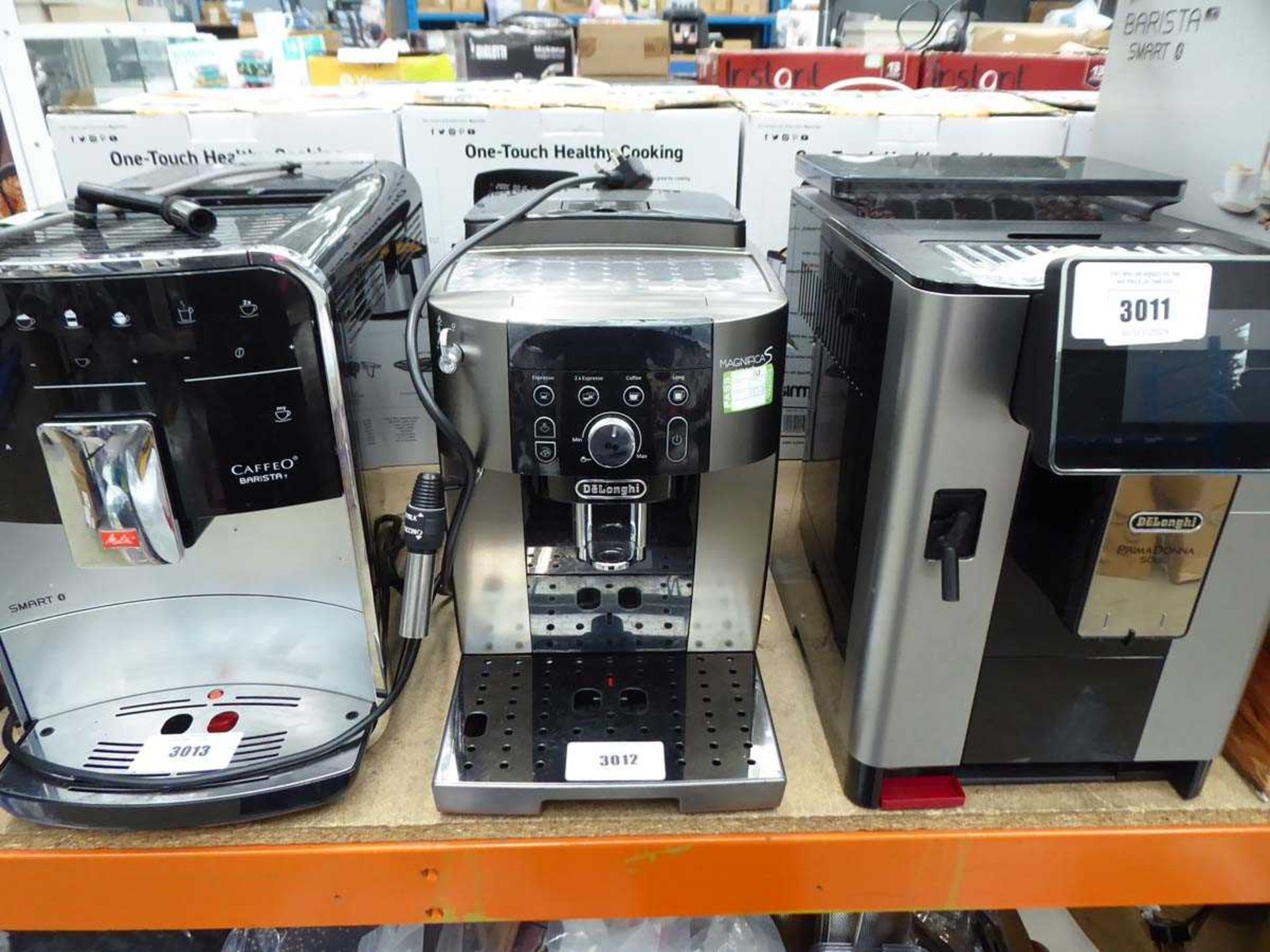 +VAT Unboxed DeLonghi Magnifica S Smart coffee machine
