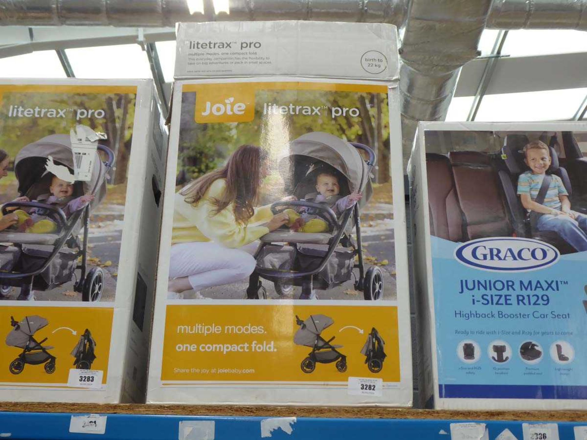 +VAT Boxed Joie litetrax pro stroller