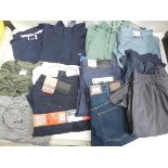 +VAT Approx. 15 items of mixed men's clothing, to include t-shirts, fleeces, chinos, jeans etc.