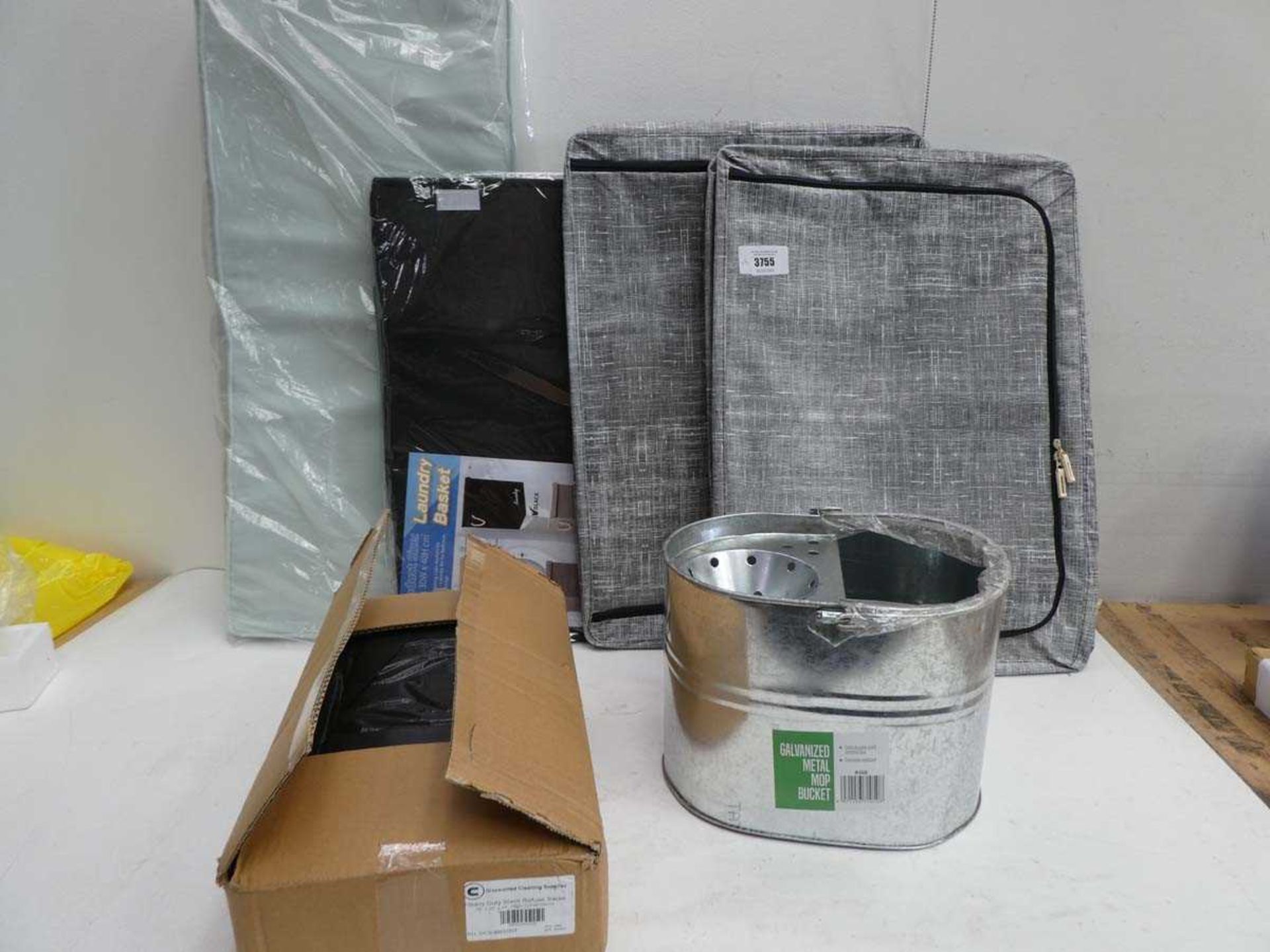 +VAT Box of heavy duty refuse sacks, laundry basket, un-bed storage bags, bench seat pad and metal
