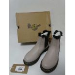 +VAT 1 x Dr. Martens fur lined boots, UK 7