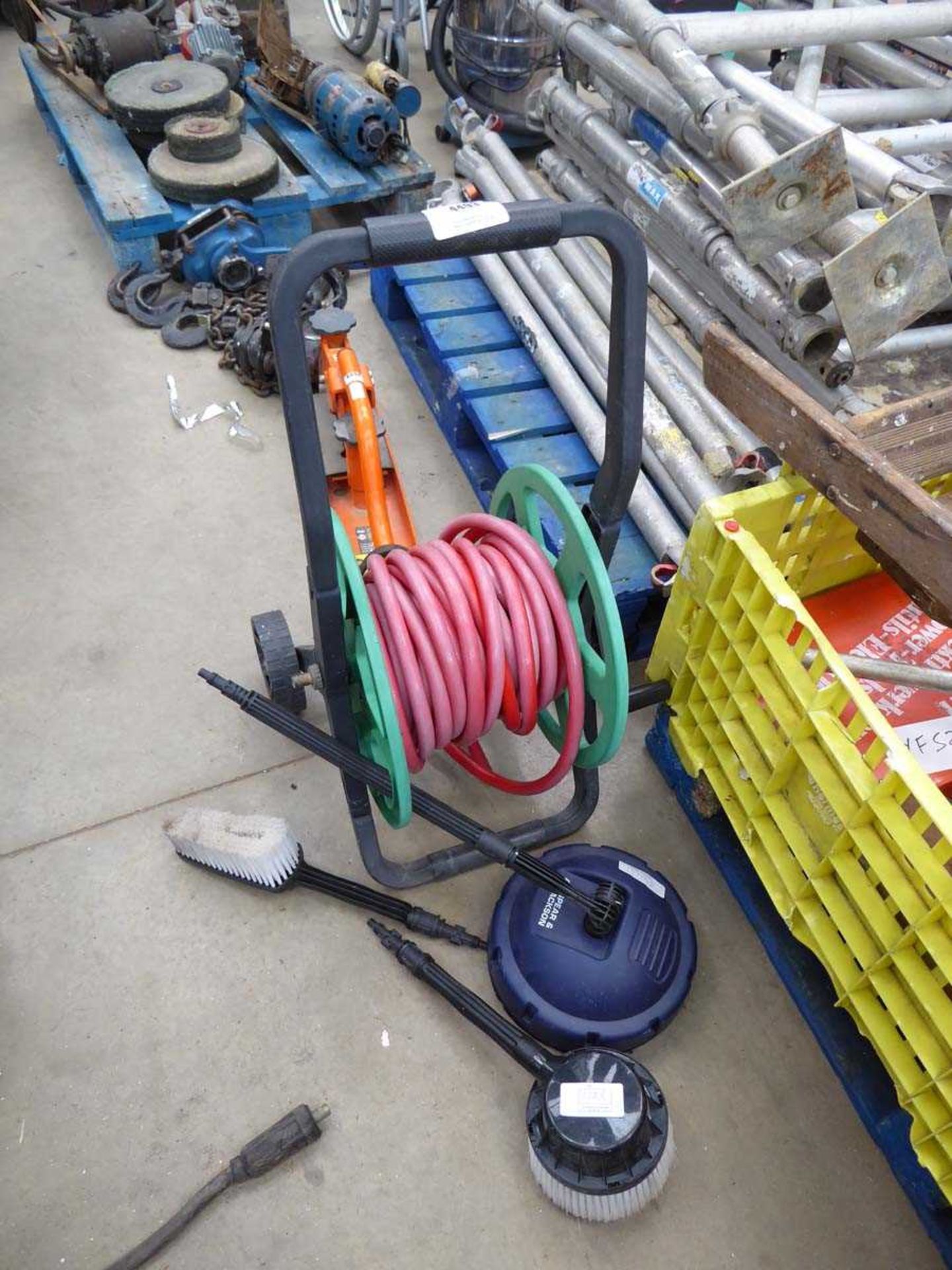 Hose pipe and wash brushers