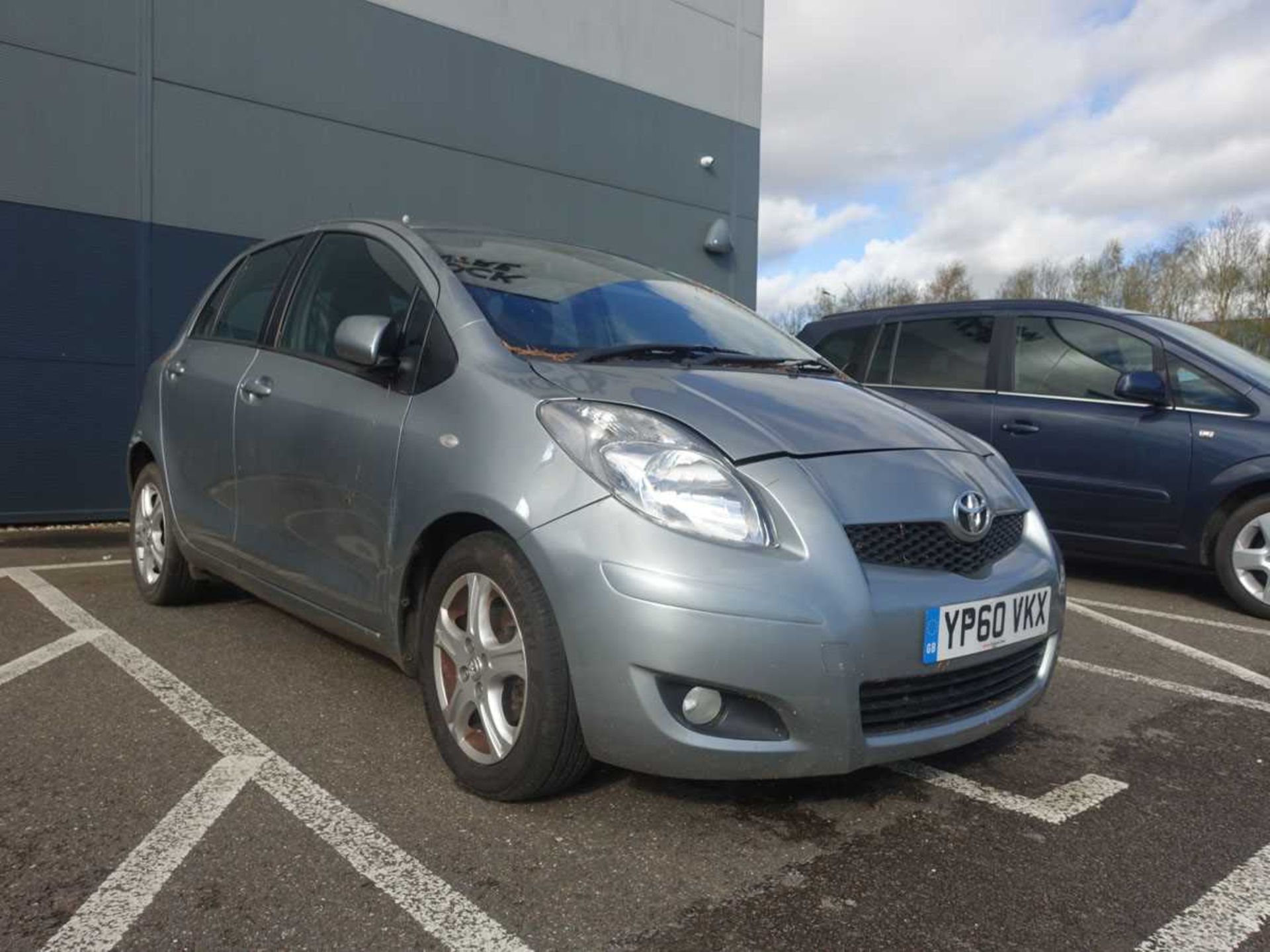 (YP60 VKX) Toyota Yaris TR VVT-1 S-A in silver, first registered 09/02/2011, 6 speed semi auto, 5