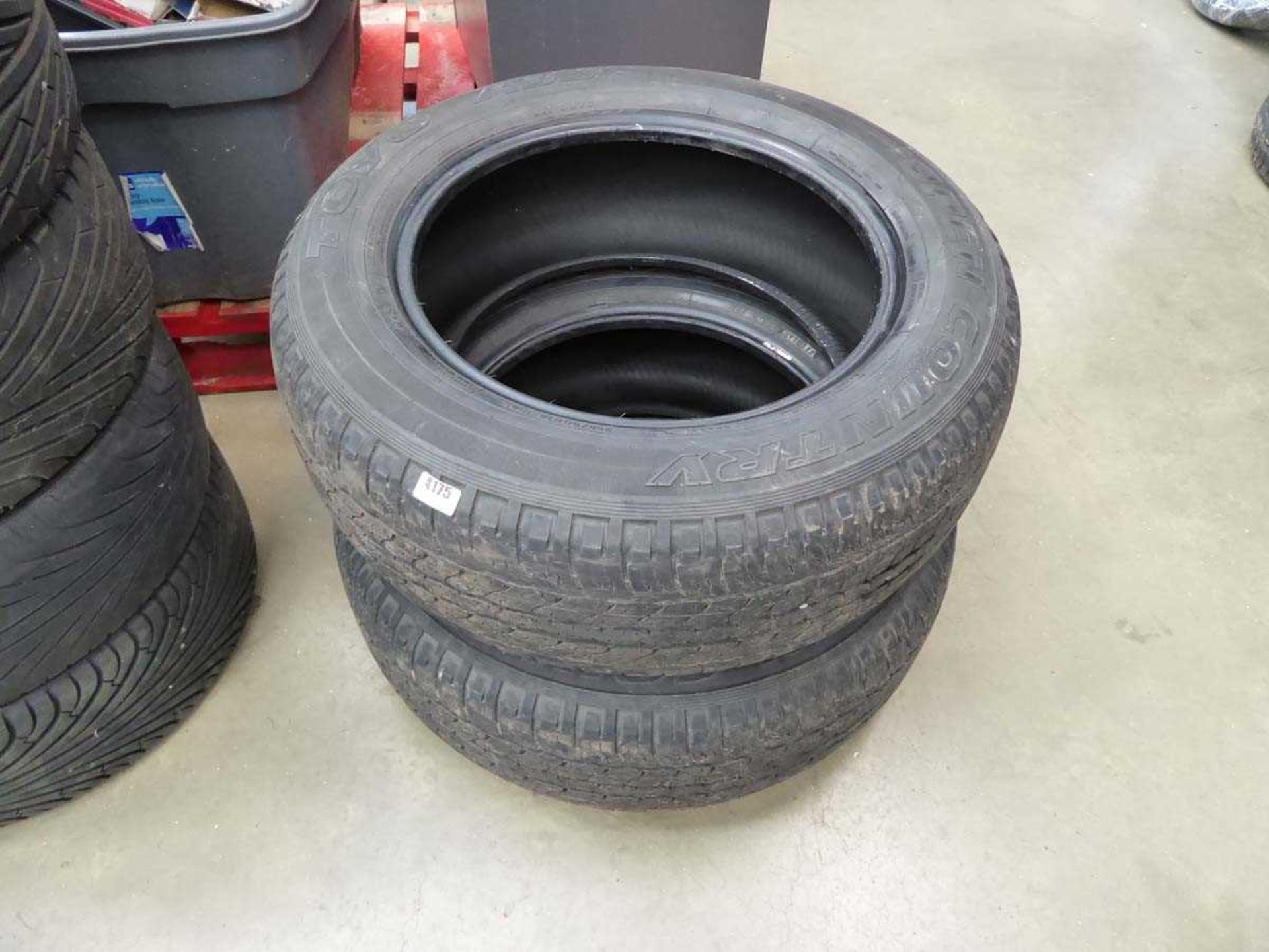 2 x Toyo A33 Open Country tyres size 255x 60x18