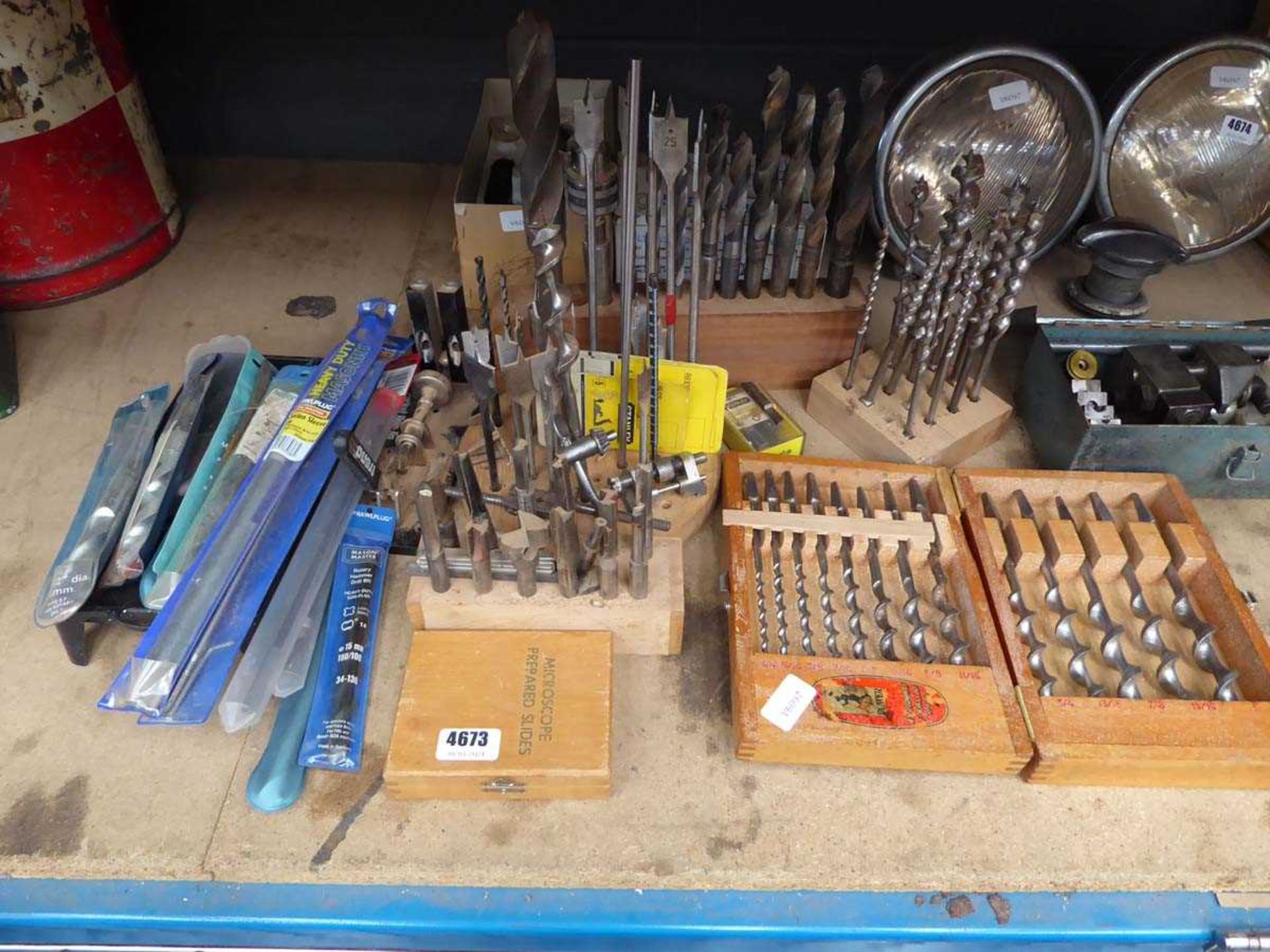 Large qty of assorted router bits and drill bits