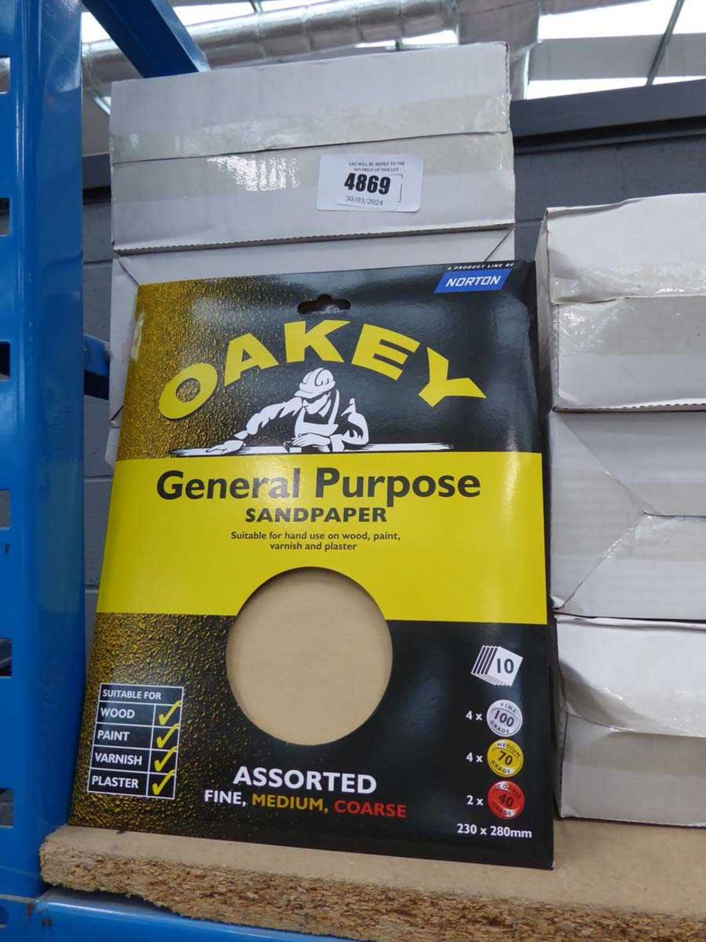 +VAT 4 boxes of general purpose medium grit sandpaper