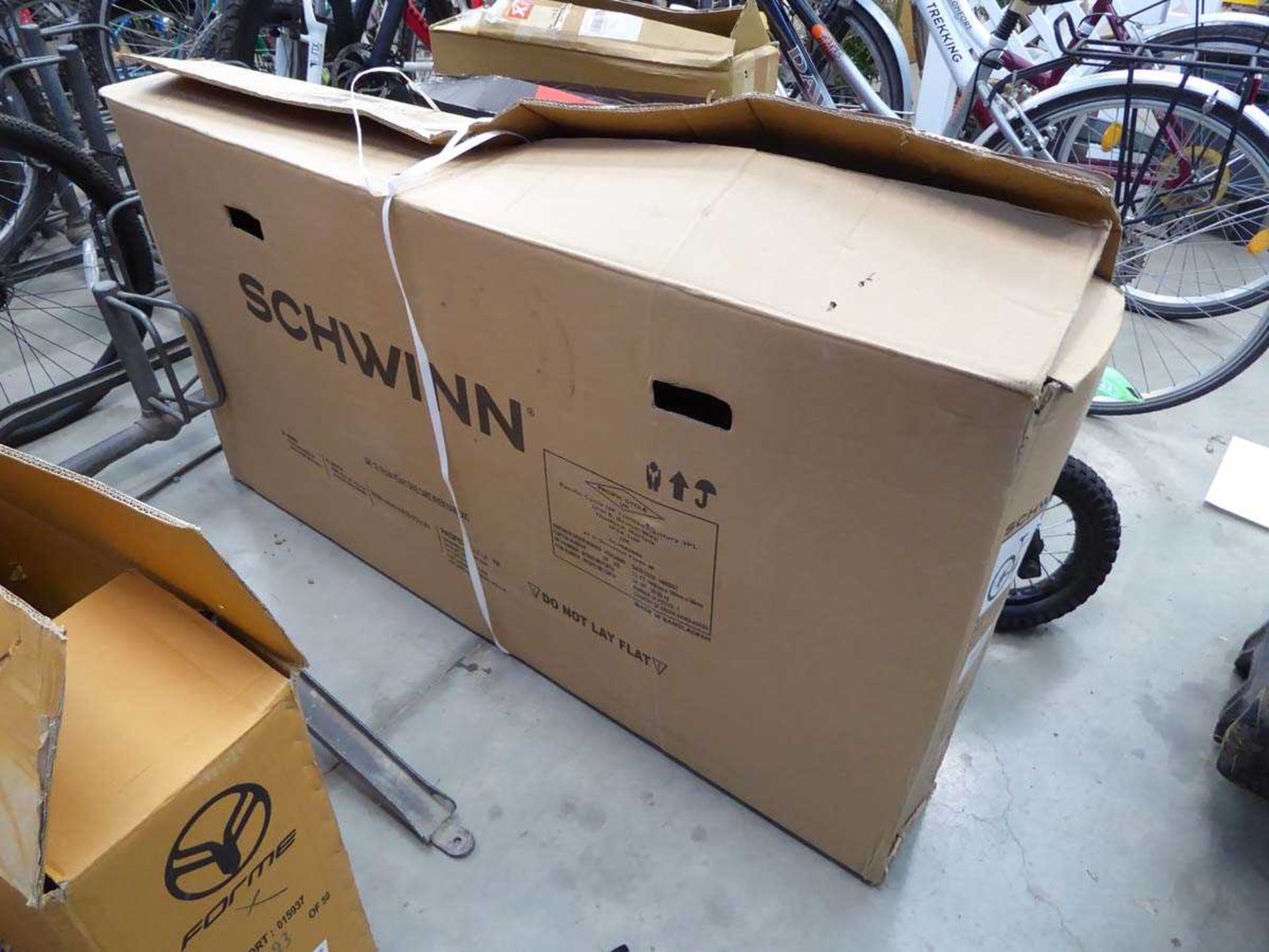+VAT Boxed Schwinn bike