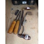Vintage spoke shave, draw knife, small plane and 2 chisels