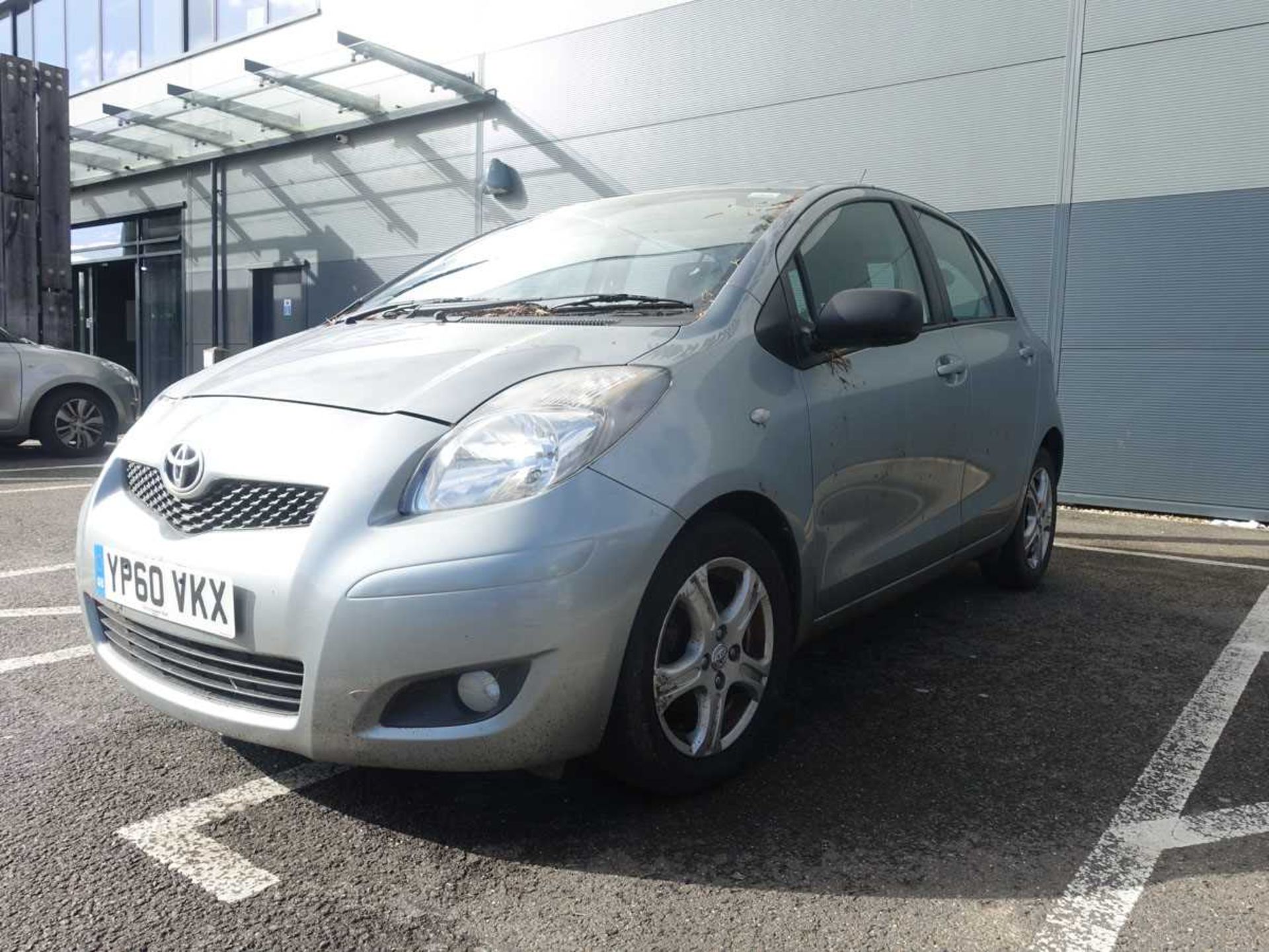 (YP60 VKX) Toyota Yaris TR VVT-1 S-A in silver, first registered 09/02/2011, 6 speed semi auto, 5 - Image 3 of 11
