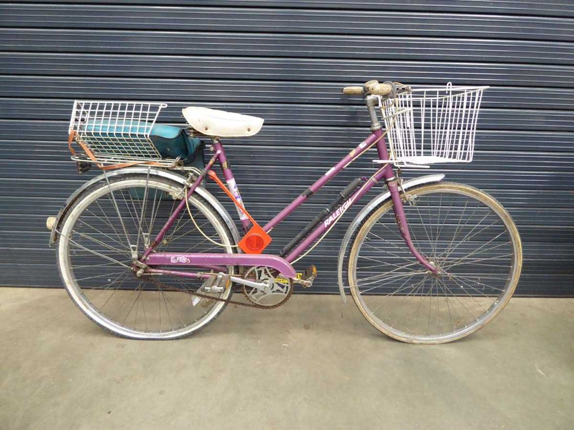 Vintage Raleigh pink lady's bike