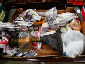 Box containing oil lamp and blue and white and other crockery