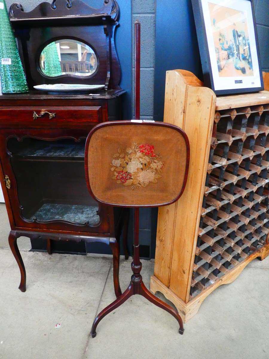 Victorian tripod pole screen